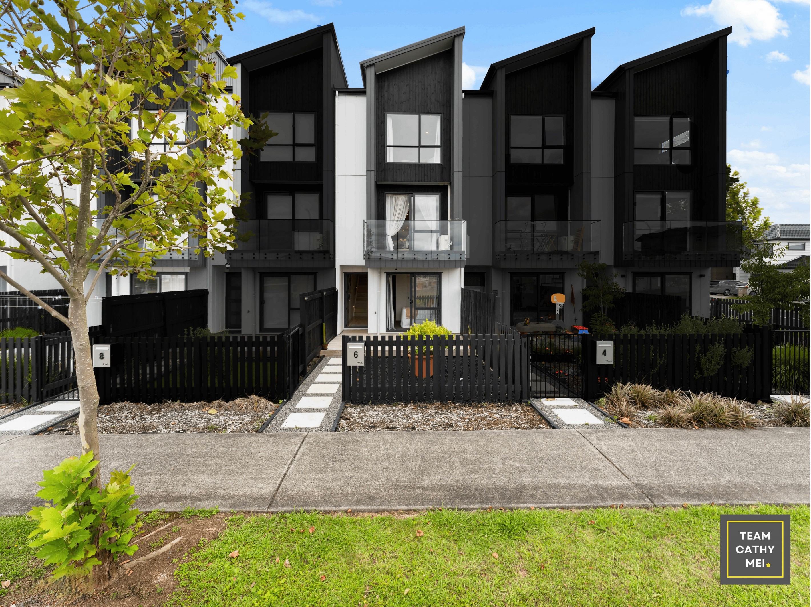 6 Papa Takaro Lane, Flat Bush, Manukau City