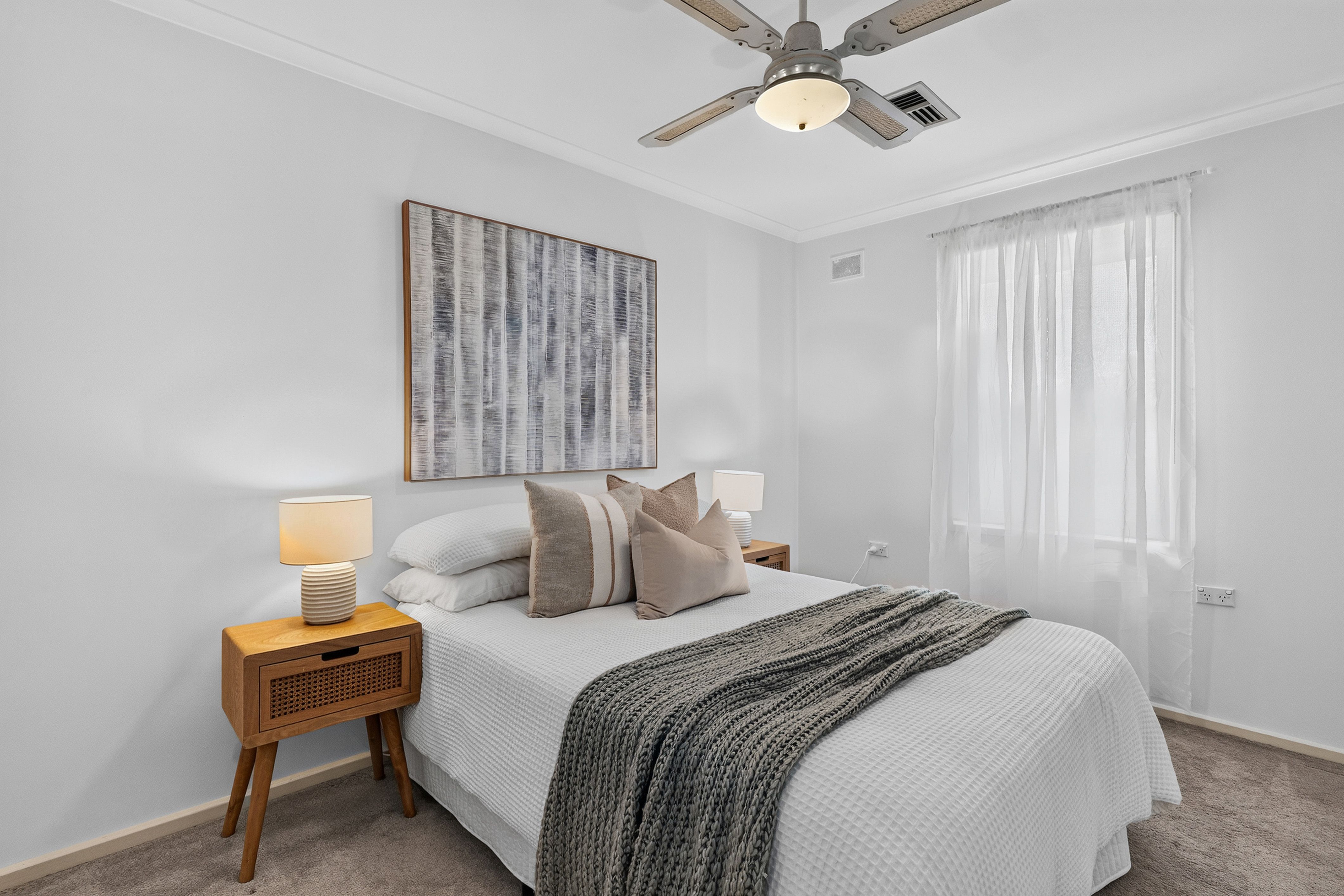 27 Torrens Crescent — photo 9 of 16