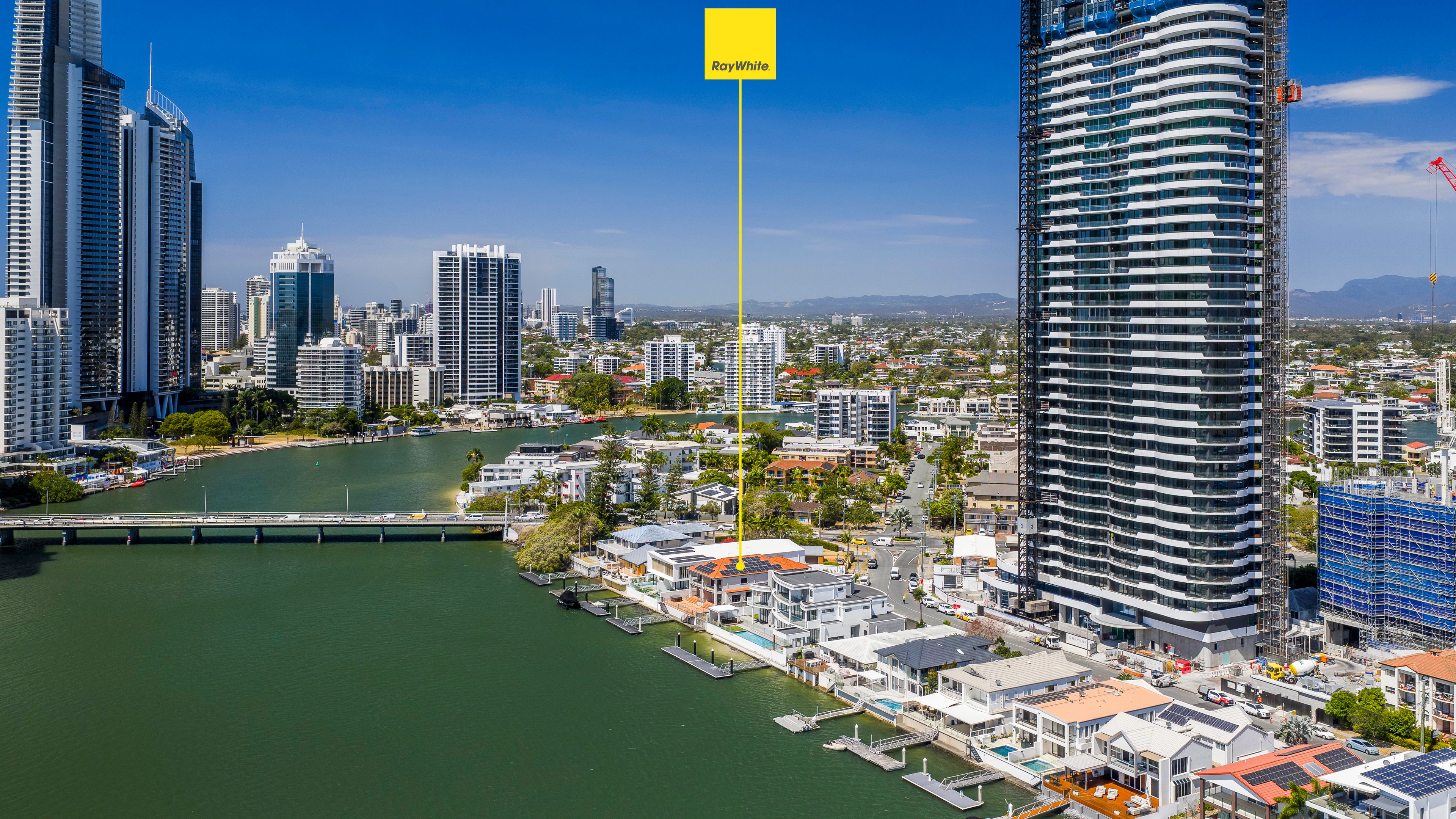 1 & 2/35 Stanhill Drive, Chevron Island, QLD 4217