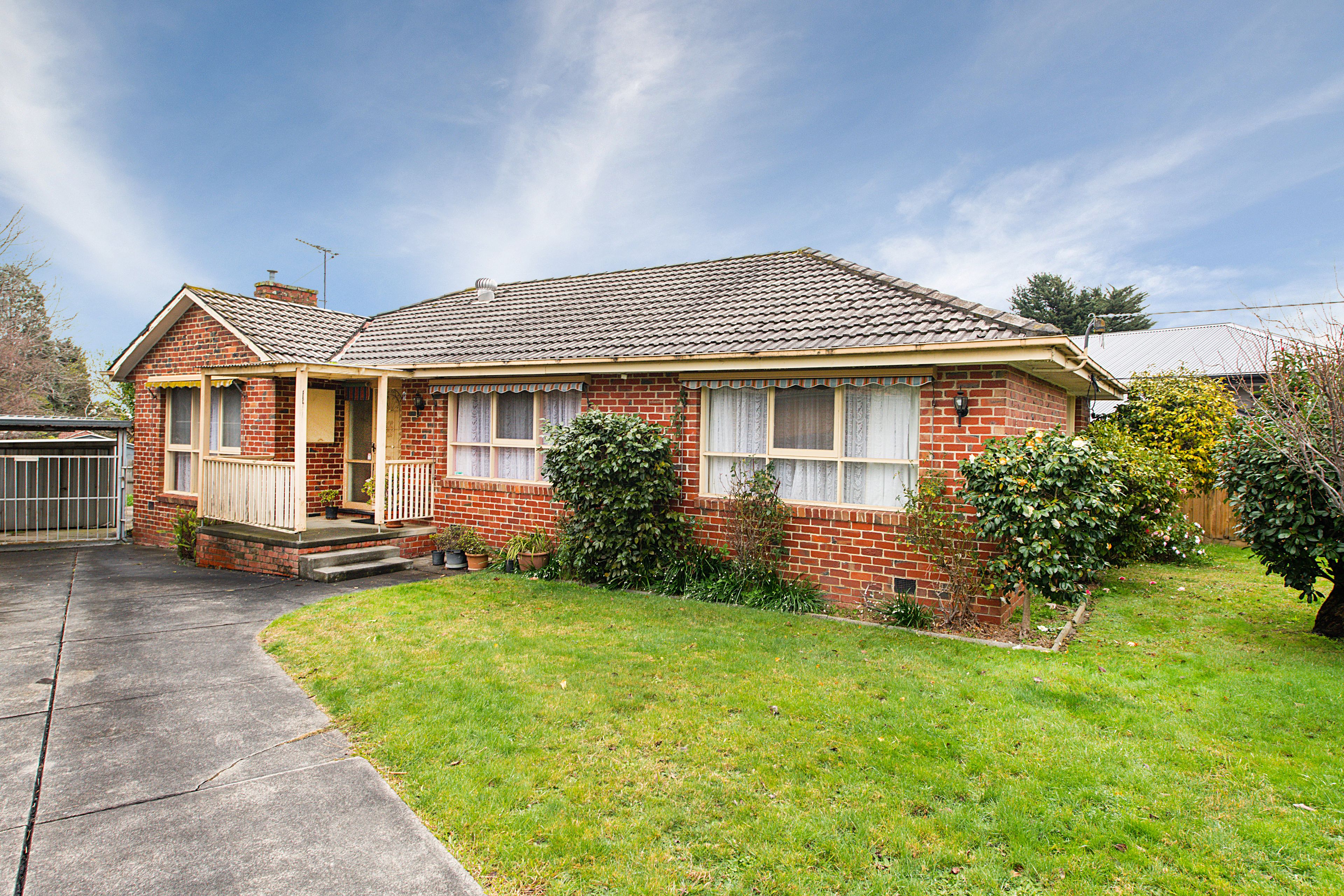 72 Bursaria Avenue, Ferntree Gully, VIC 3156