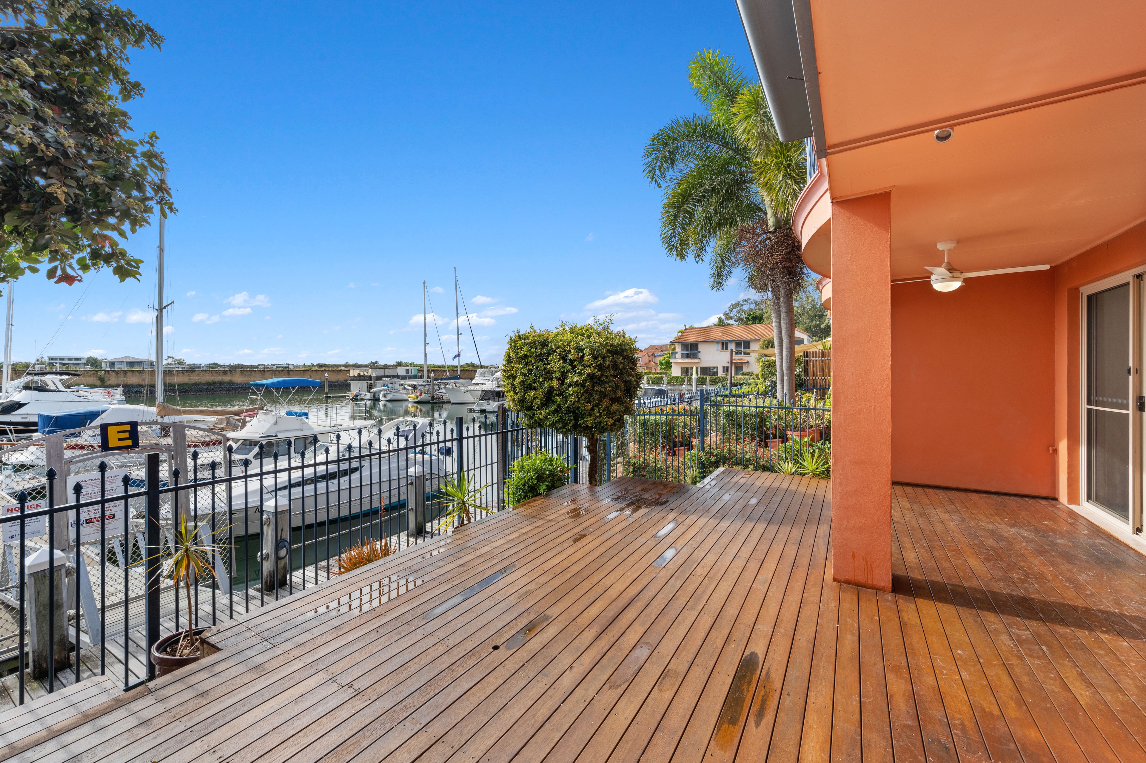 77 John Lund Drive, Hope Island QLD 4212