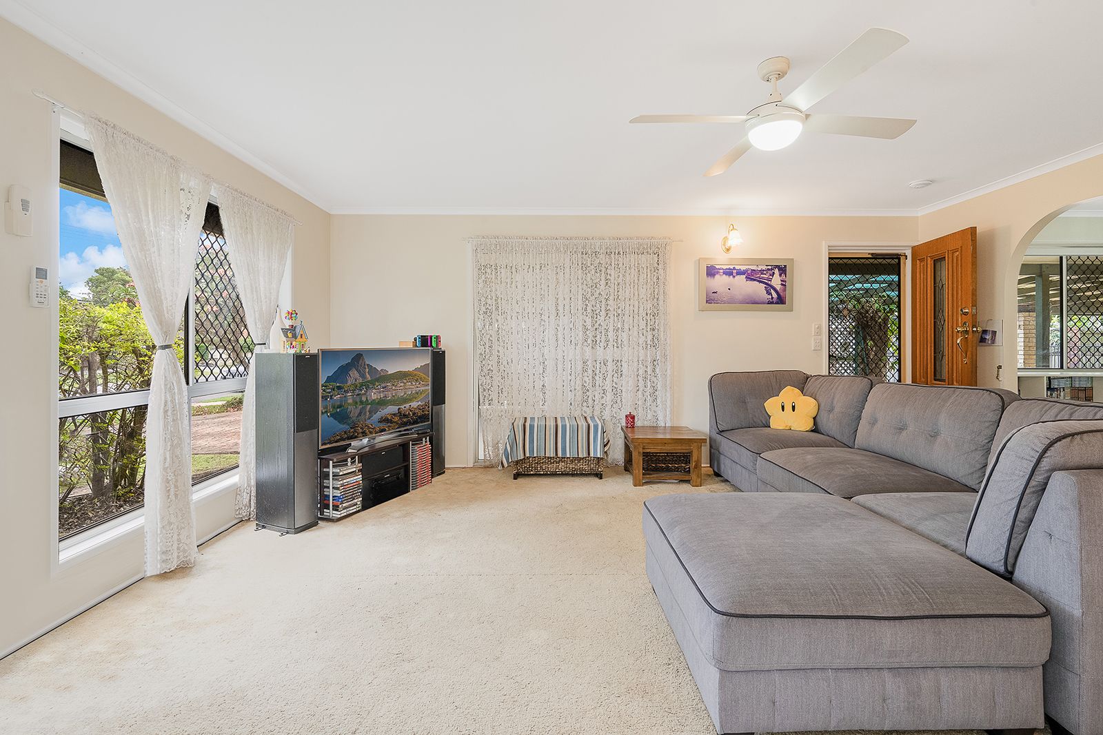 25 BUCKNOR Drive, Deception Bay, QLD 4508