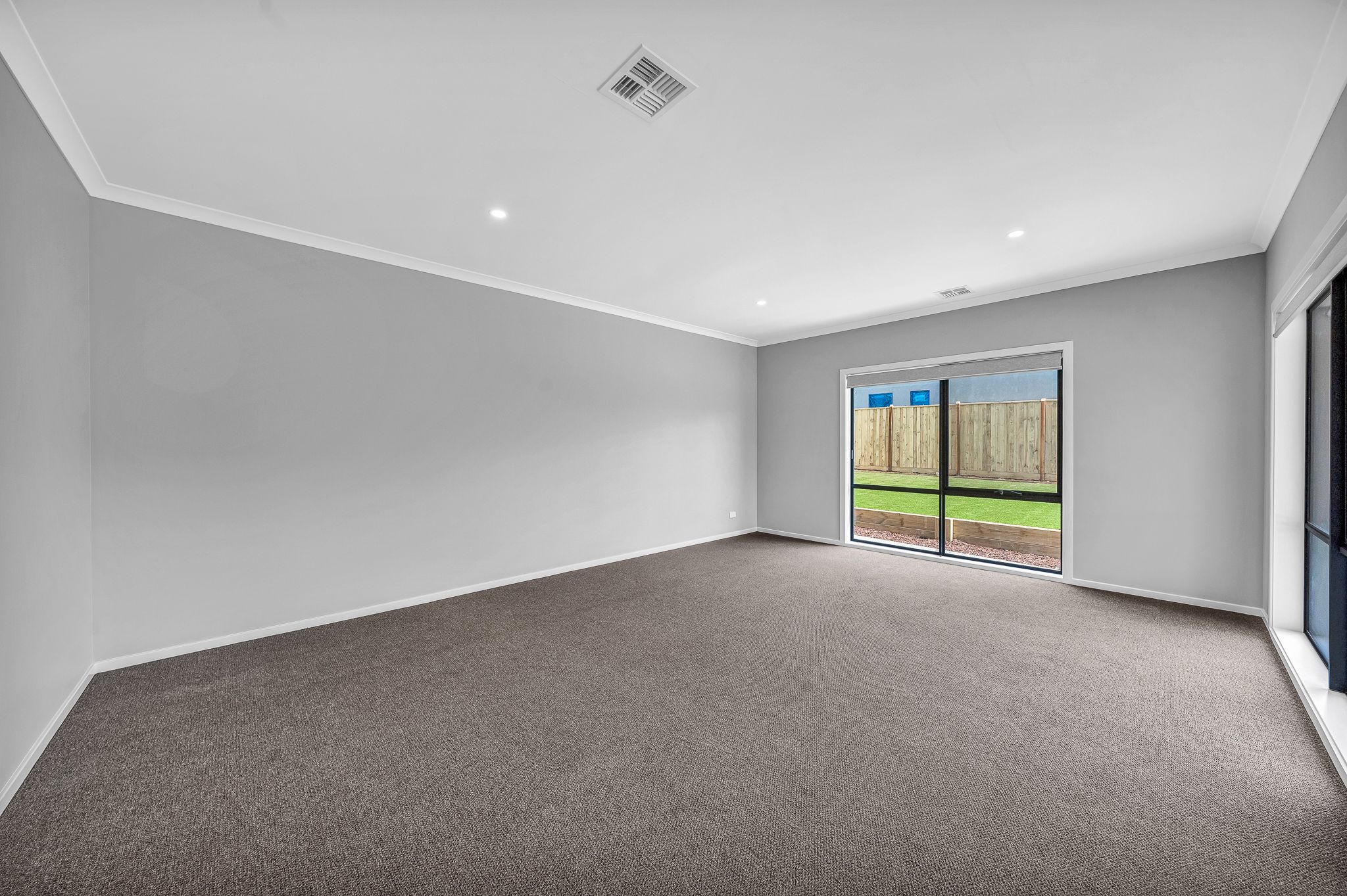 24 Salamanca Drive — photo 8 of 26