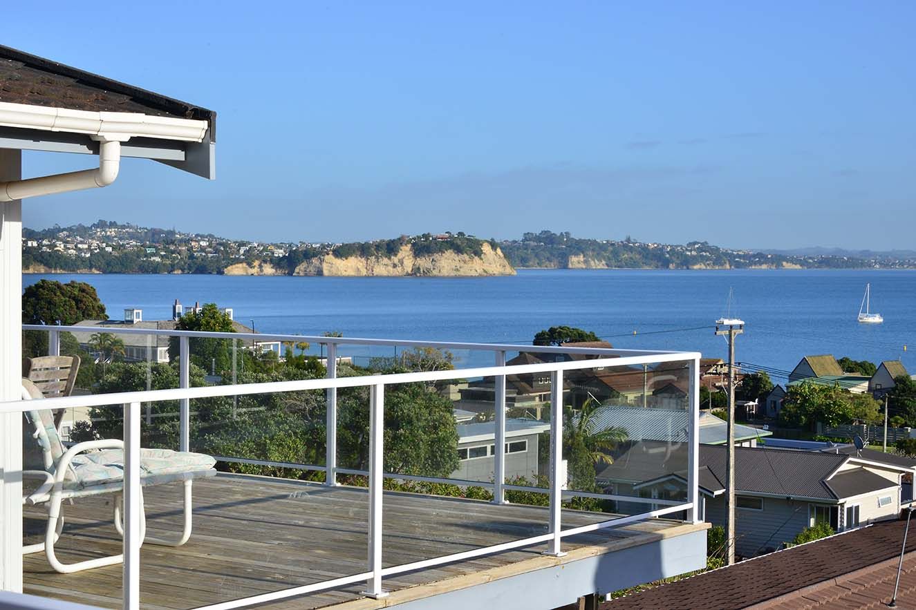 1/49 De Luen Avenue, Tindalls Bay, Auckland