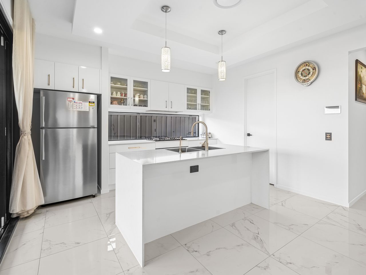 11 Orpheus Street, Parkinson, QLD 4115