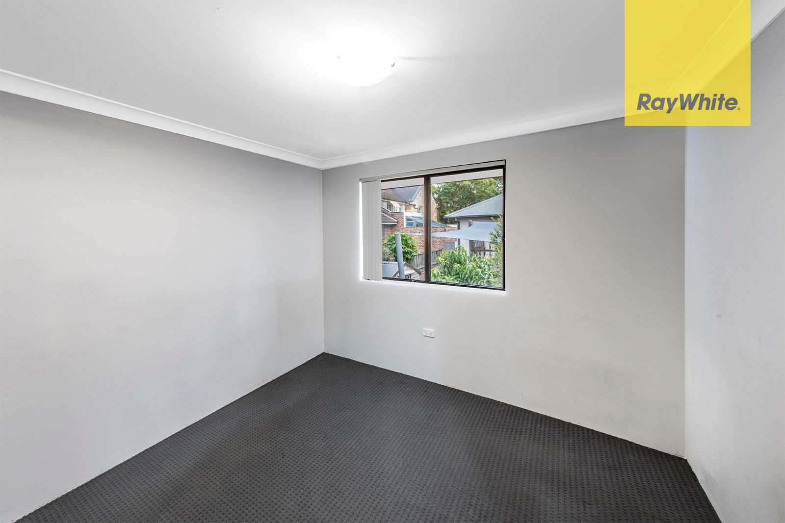 8/39-43 Fennell Street — photo 6 of 10