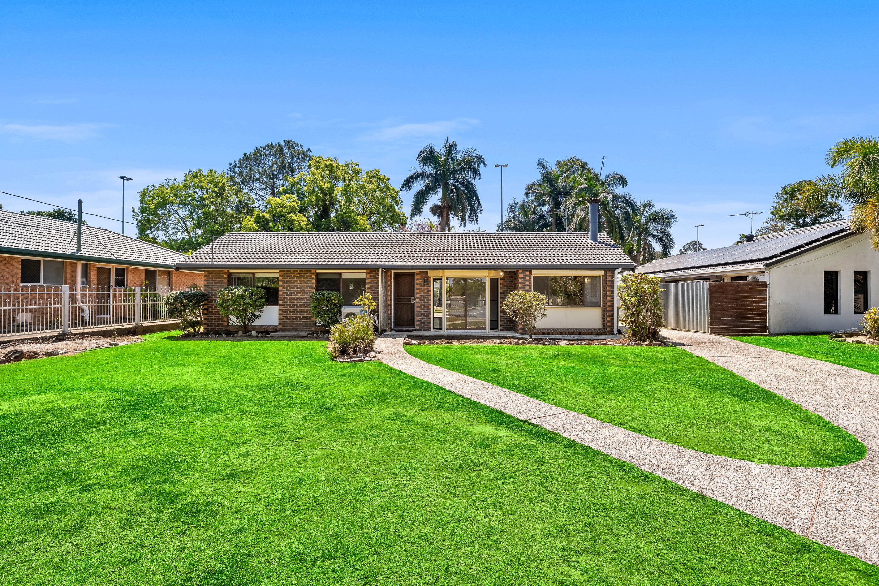 44 Allamanda Drive, Daisy Hill, QLD 4127