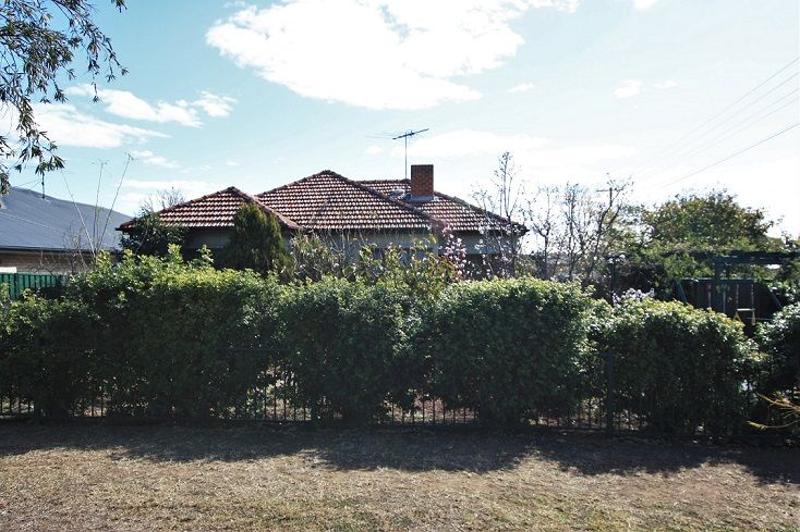 19 Kent Street, Minto, NSW 2566