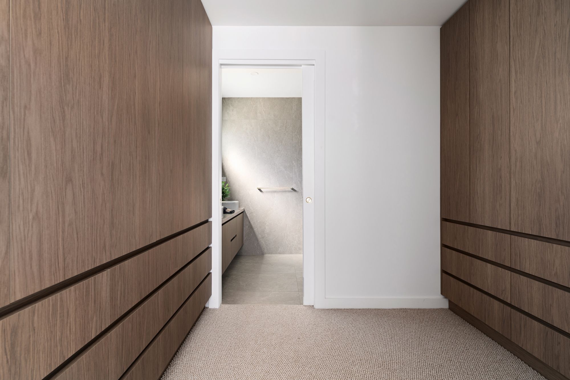 20 Valerian Avenue — photo 15 of 24