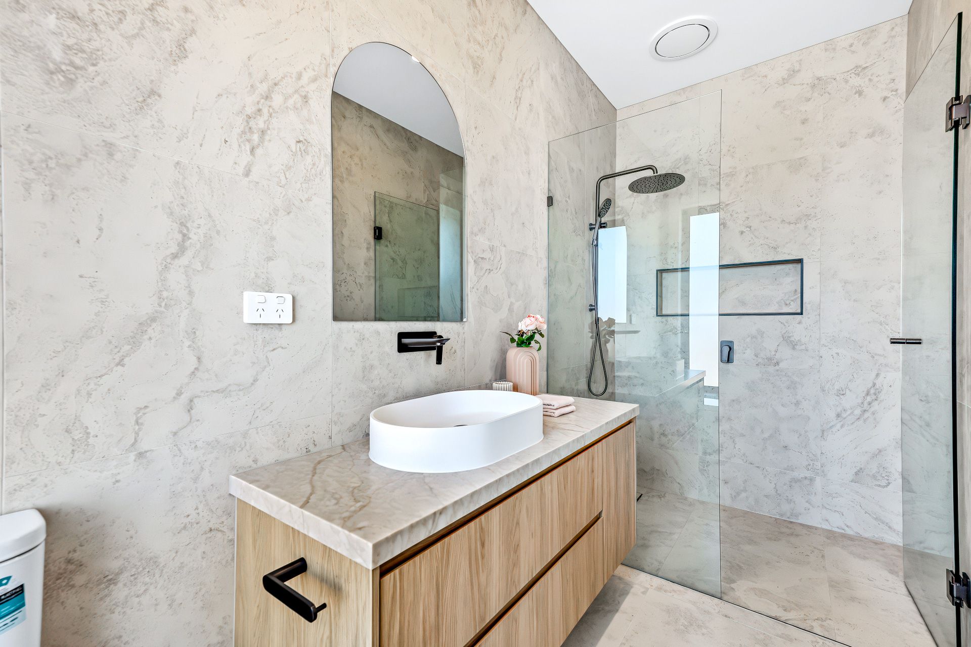 16b Wilma Avenue — photo 14 of 17