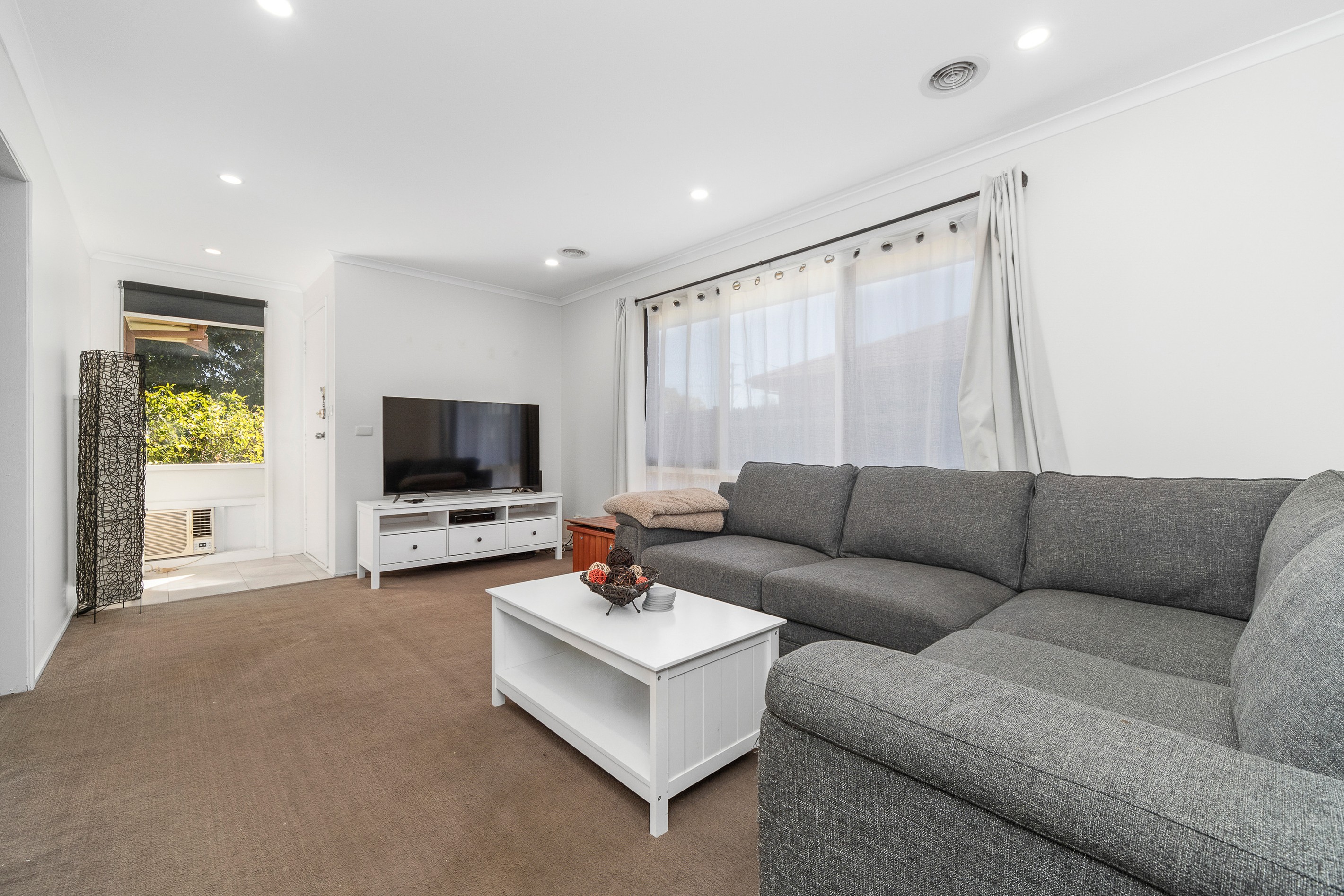 1/286 Ballarto Road, Skye, VIC 3977