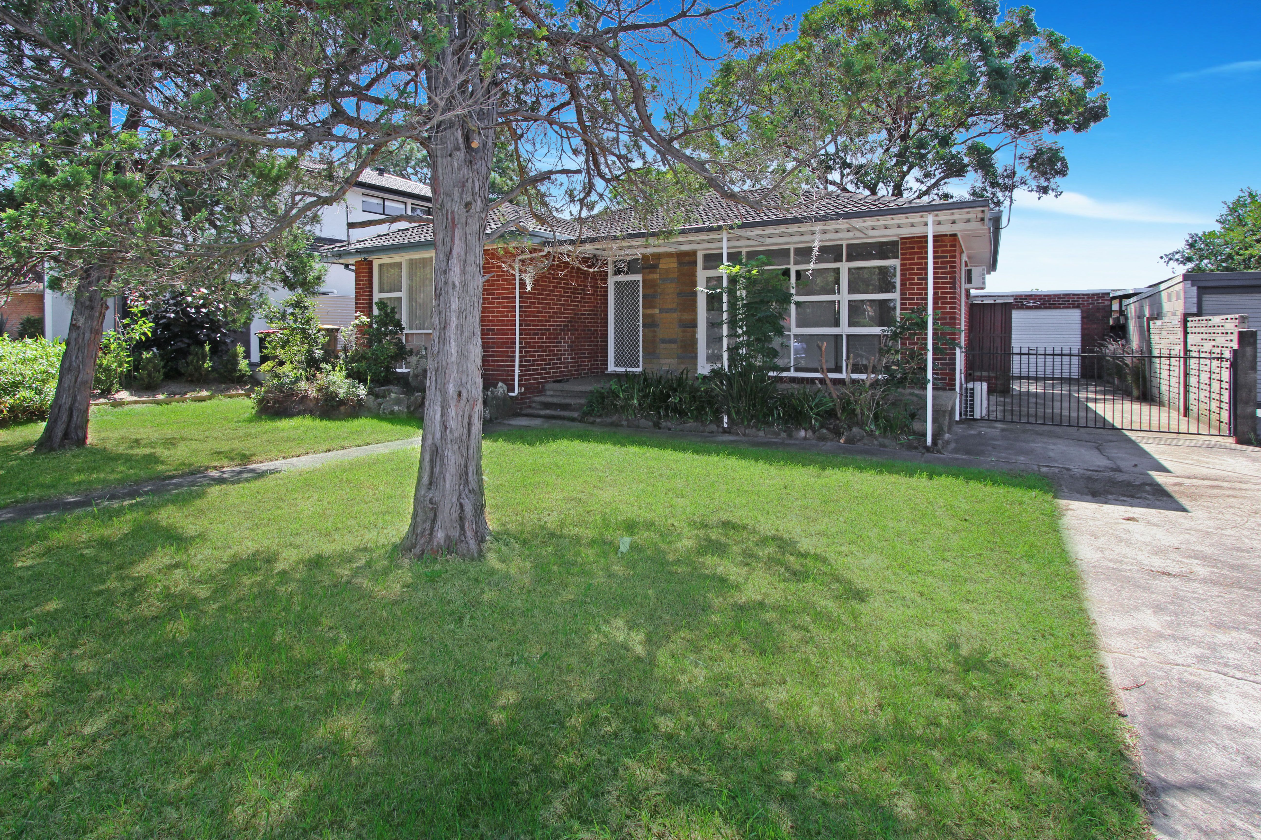 17 Moncrieff Drive, East Ryde, NSW 2113