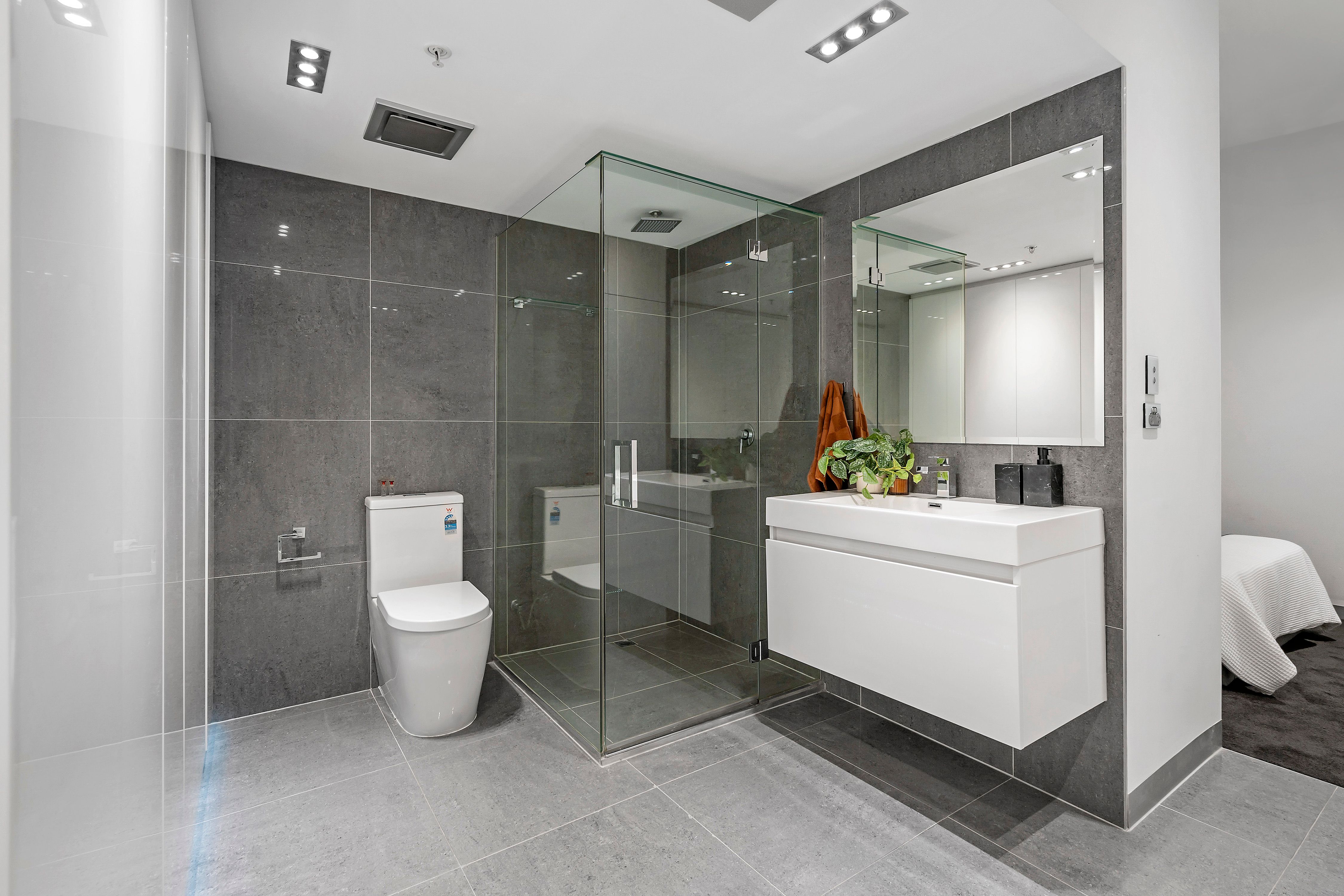 2A/187 Collins Street — photo 8 of 10