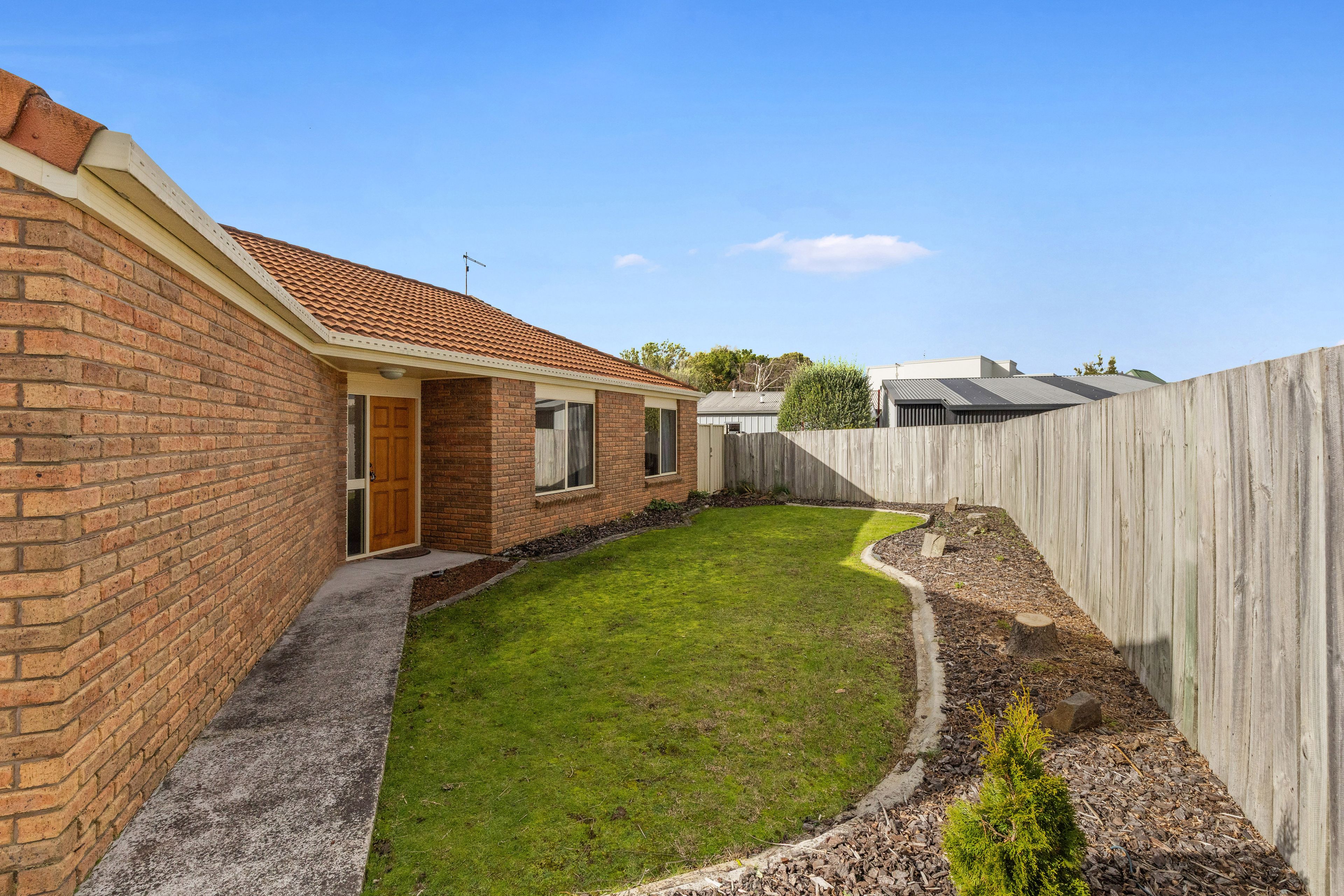2/2 Nautilus Lane — photo 16 of 22