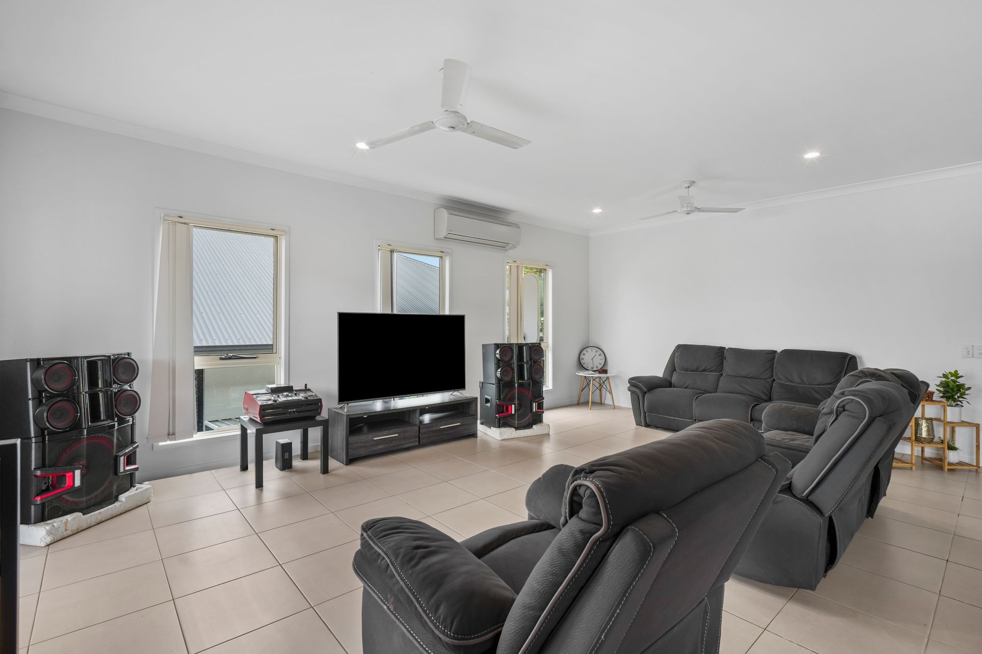 16 Wharf Court — photo 8 of 23