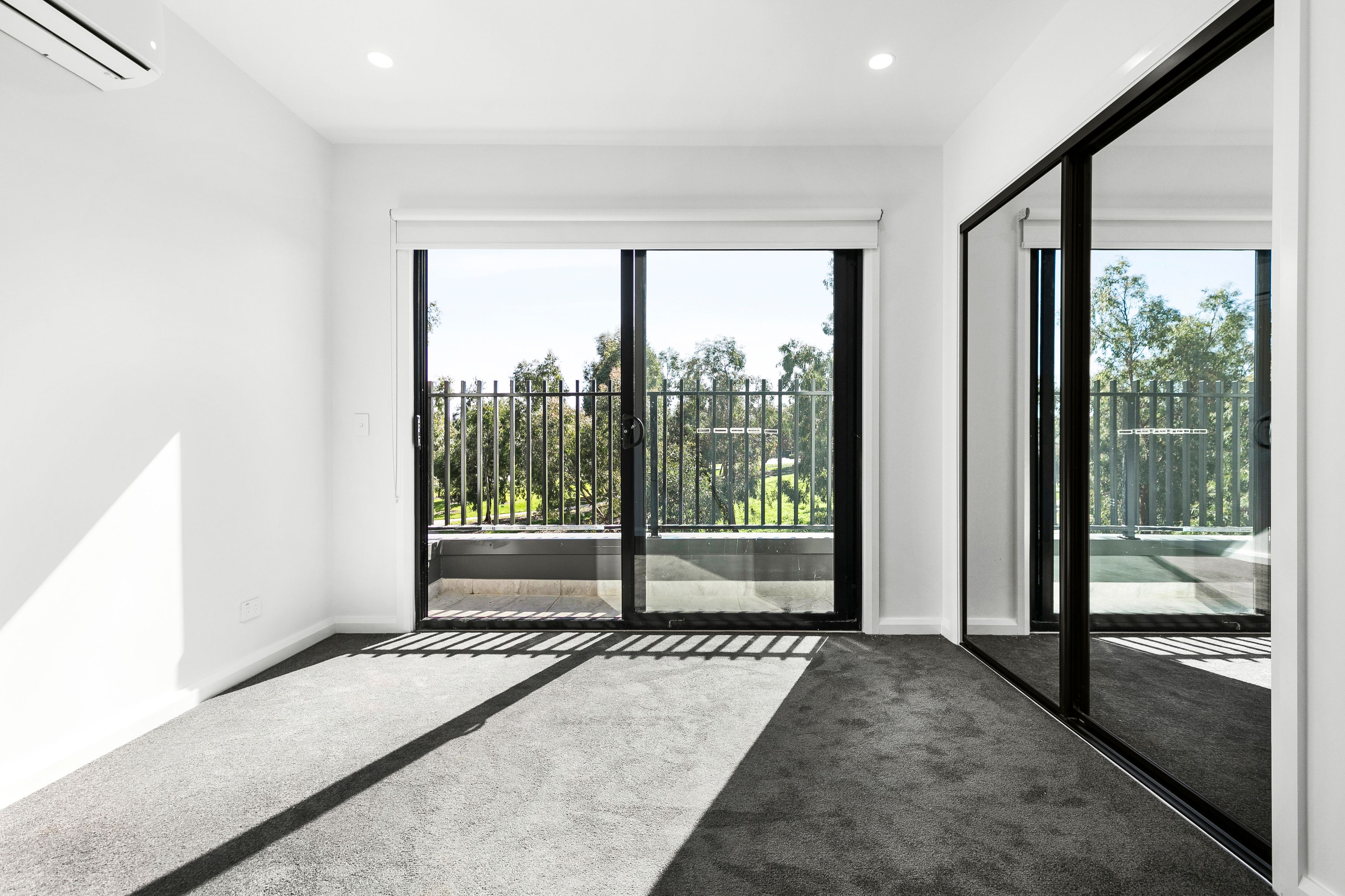 8 Lightwood Lane — photo 7 of 17