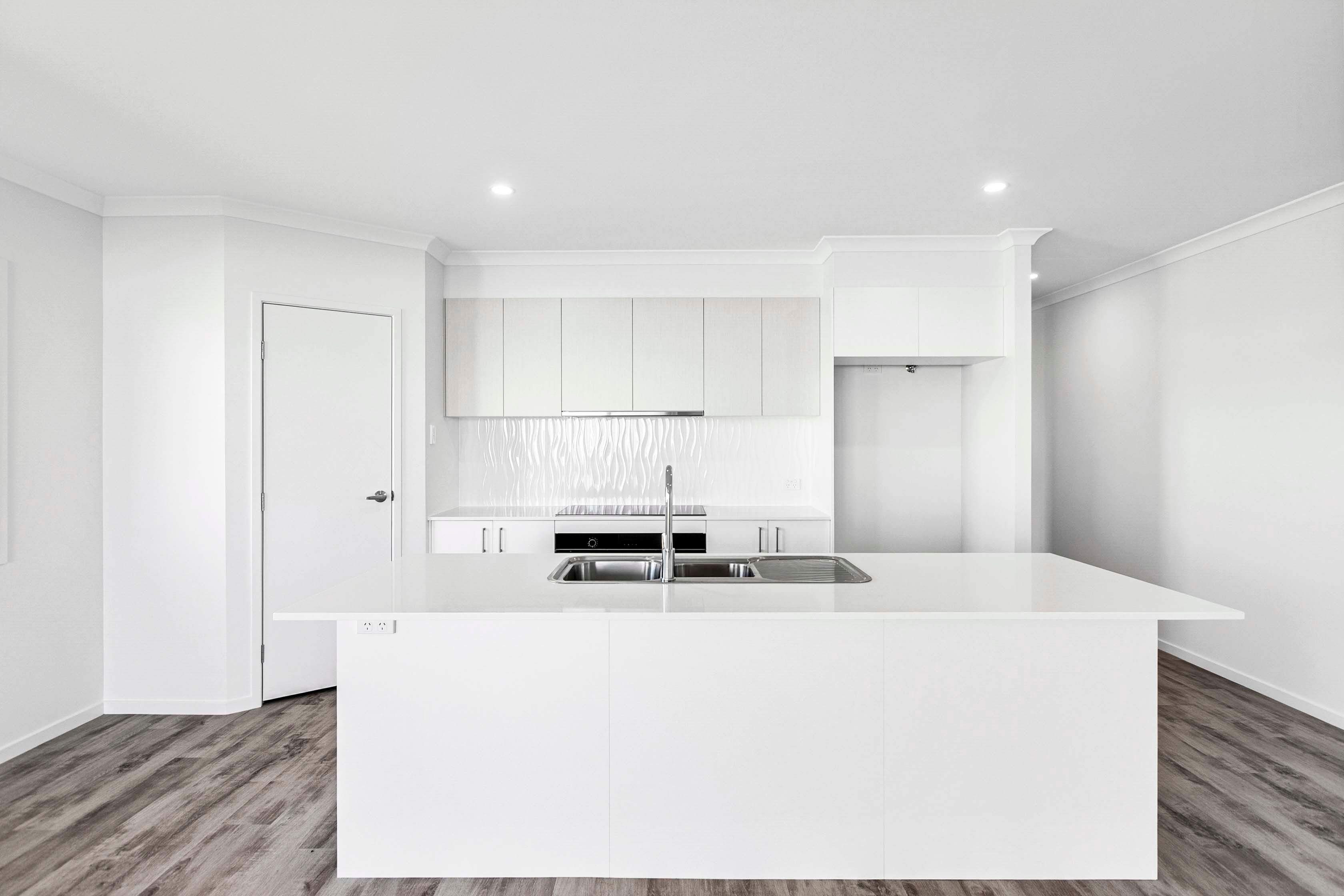 9 Ocean Breeze Avenue — photo 3 of 14