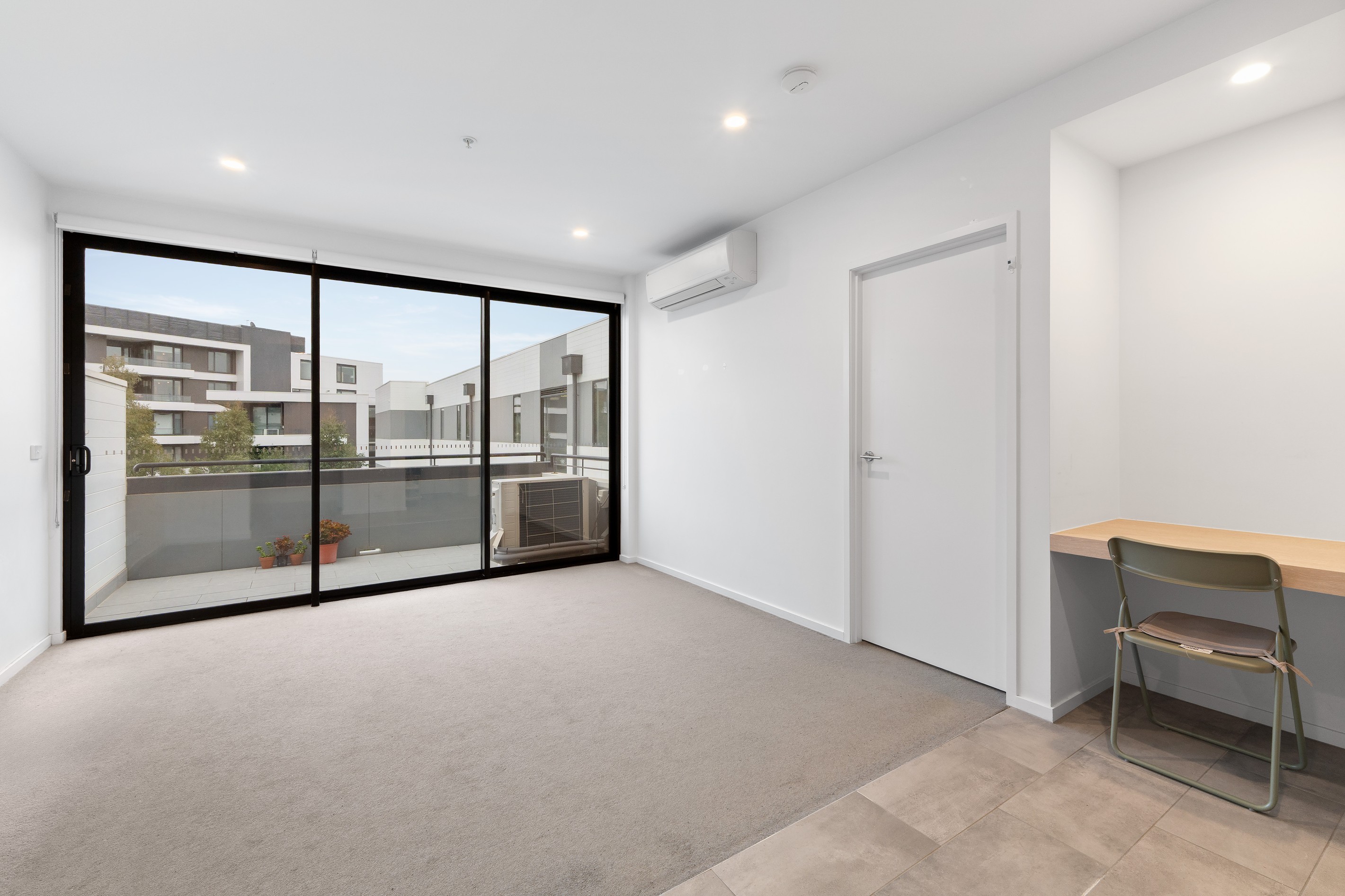 311/16 Lomandra Drive, Clayton South, VIC 3169