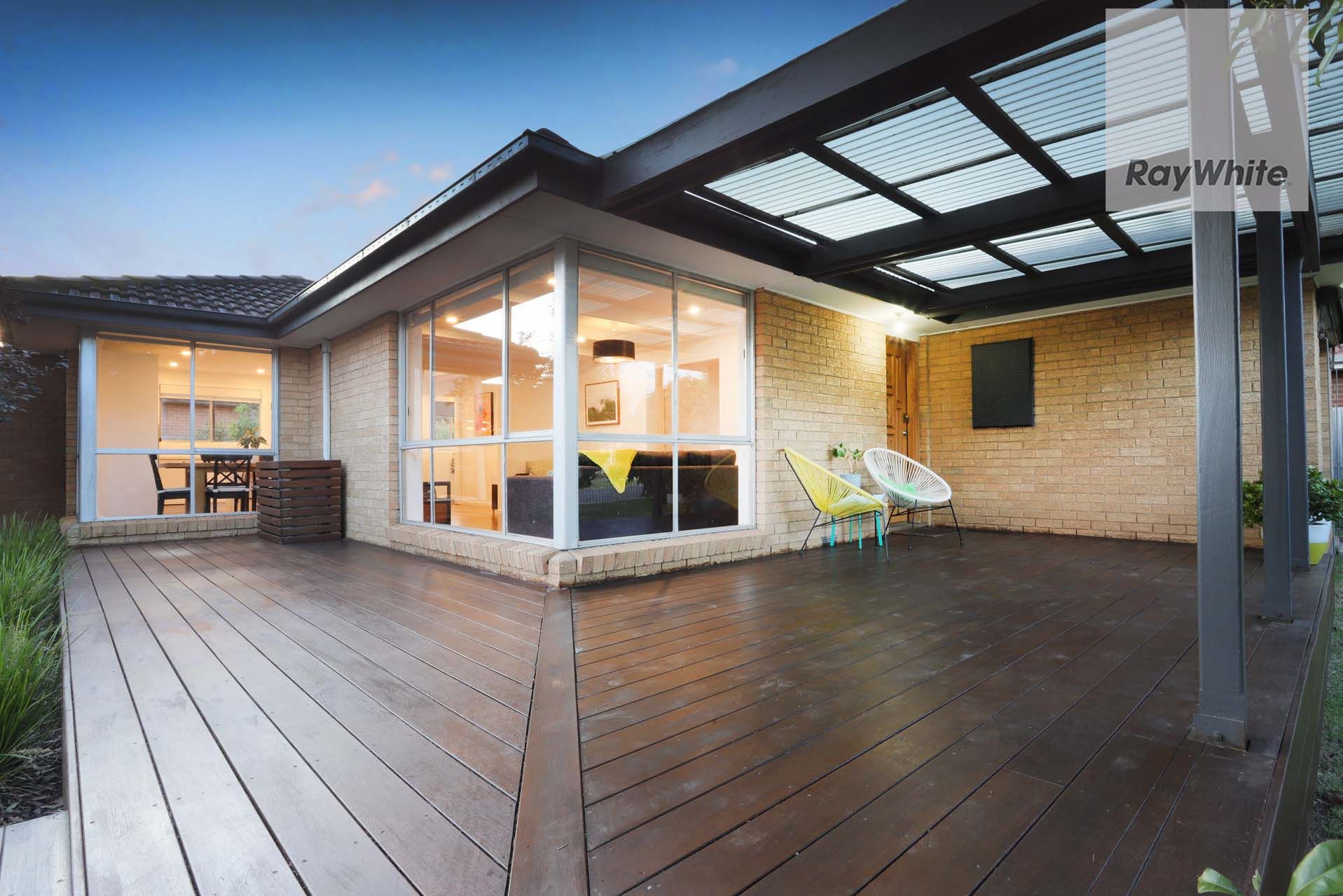 24 Elmhurst Road, Gladstone Park, VIC 3043