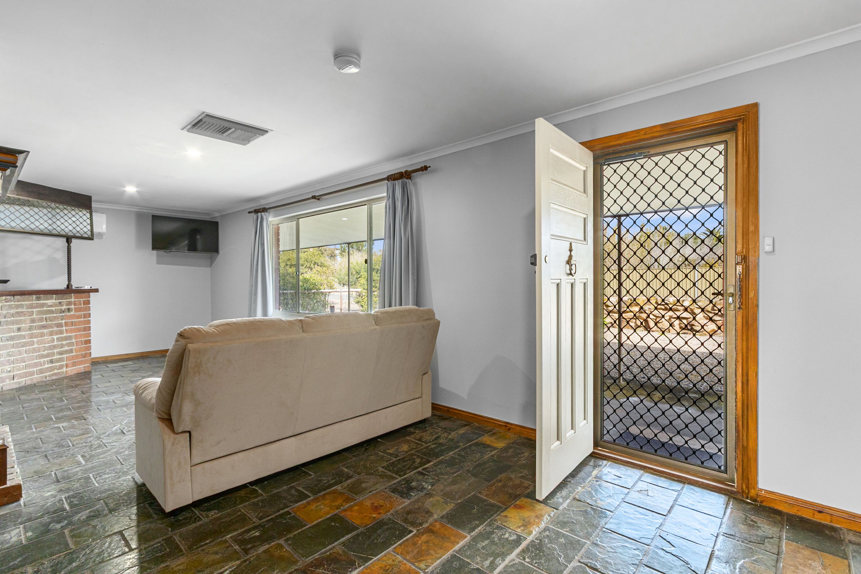 3 Cooper Street — photo 4 of 22