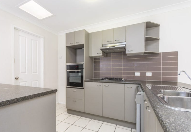 10 Winzear Drive, Kallangur, QLD 4503