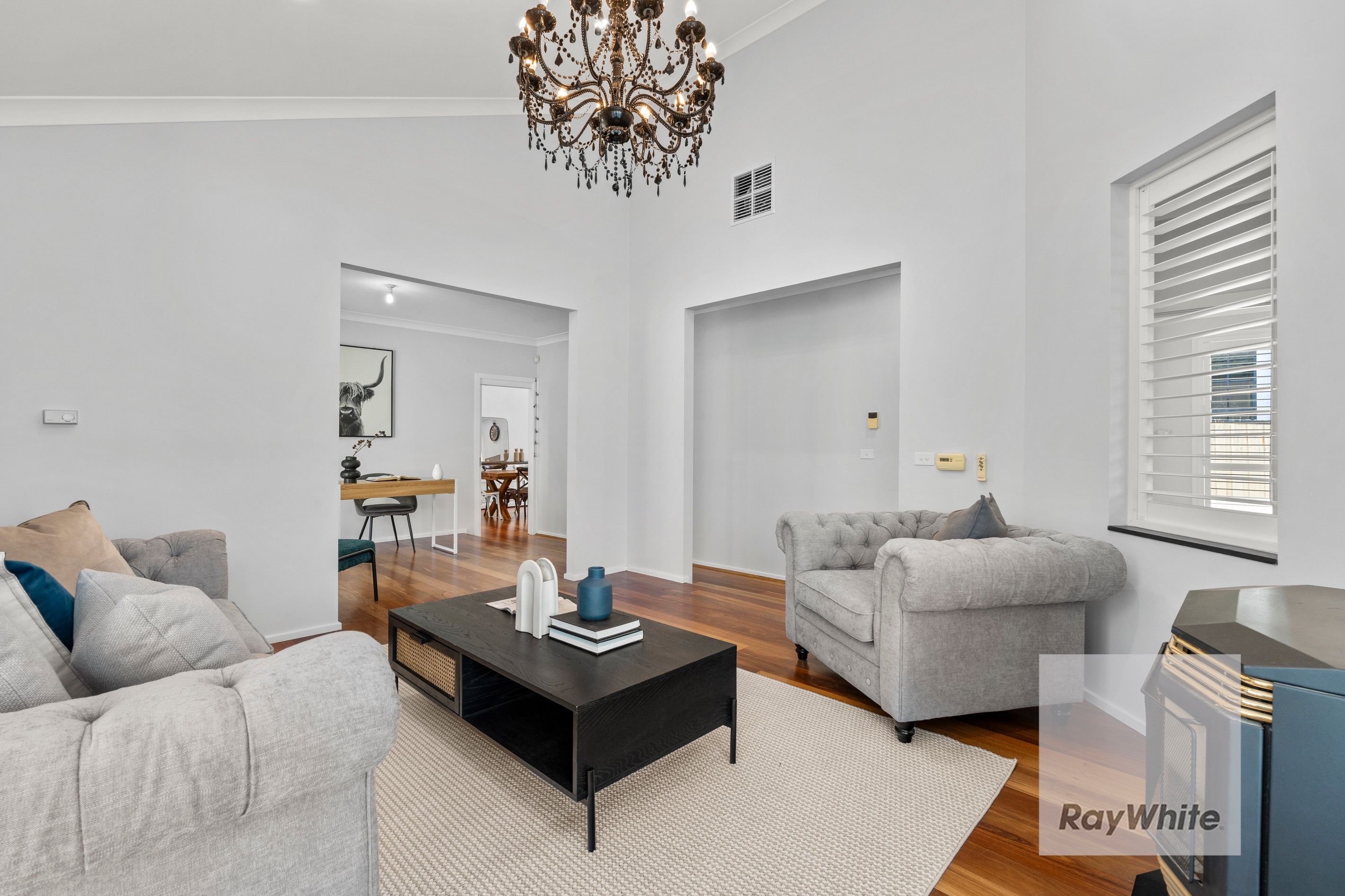 48 Grevillia Drive, Mill Park, VIC 3082