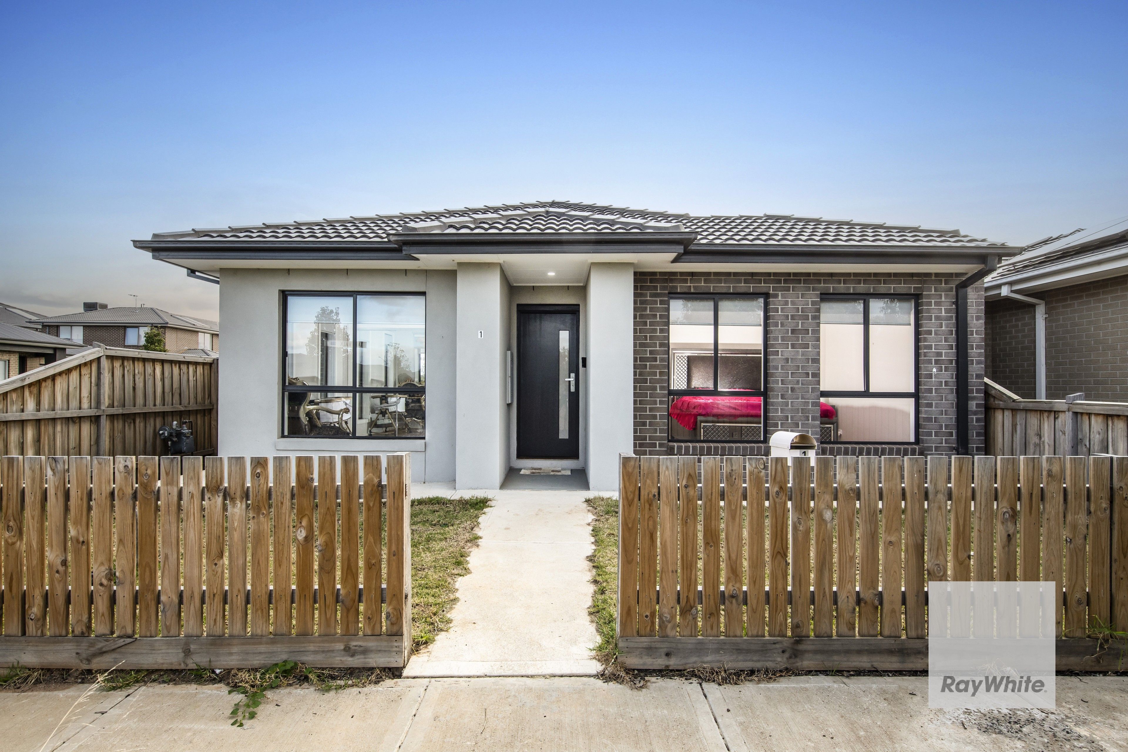 1 Taro Walk, Rockbank VIC 3335