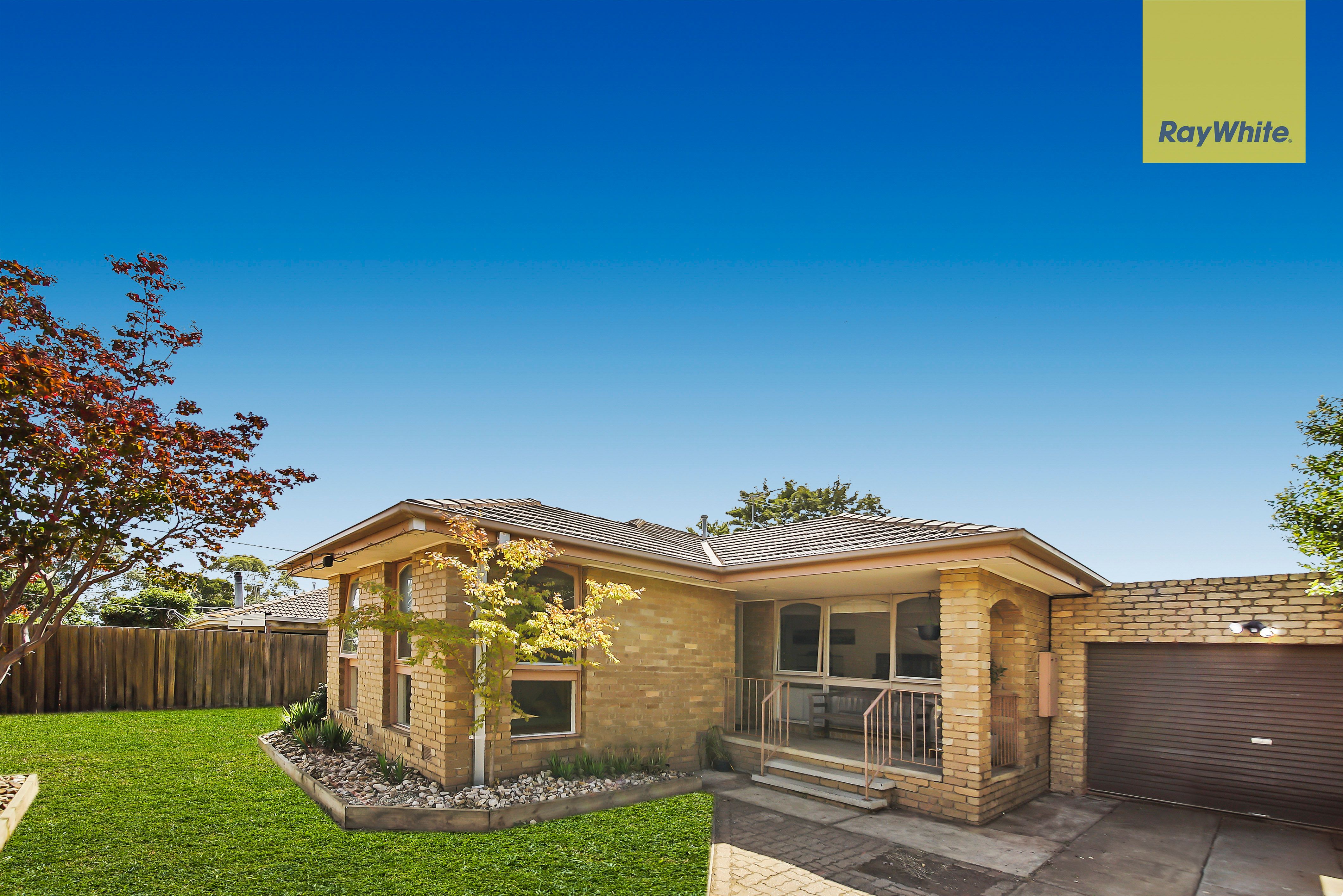 22 Blackwood Drive, Melton South, VIC 3338