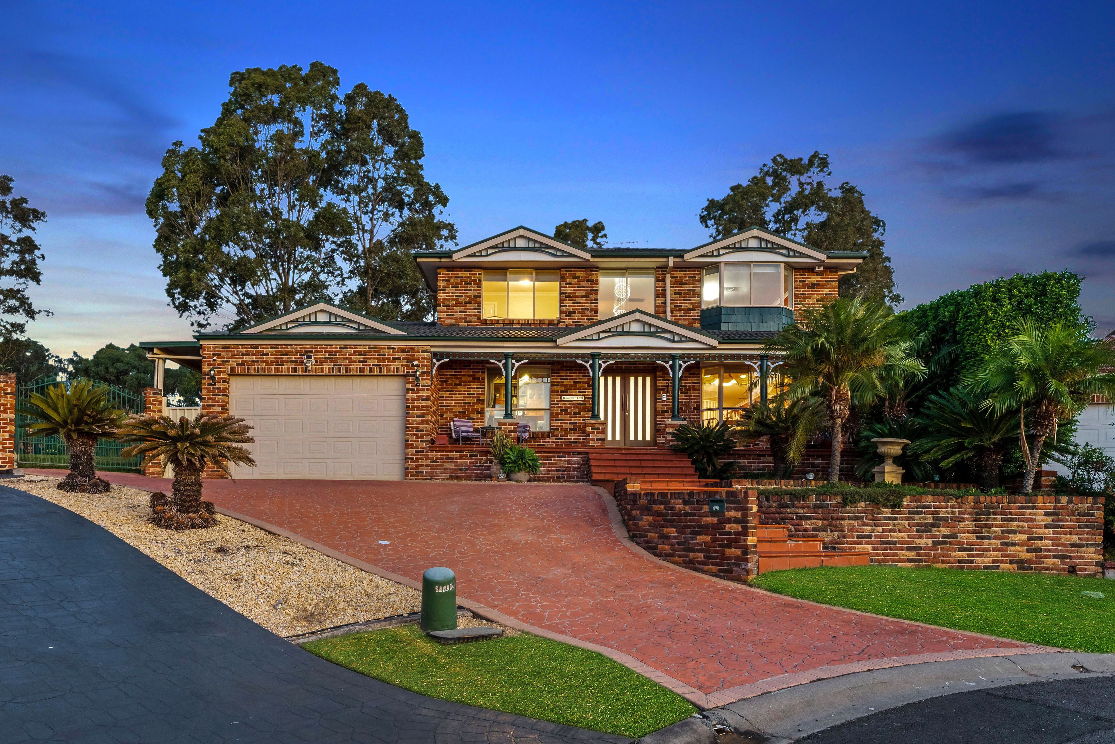 14 Bishop Close, Green Valley, NSW 2168