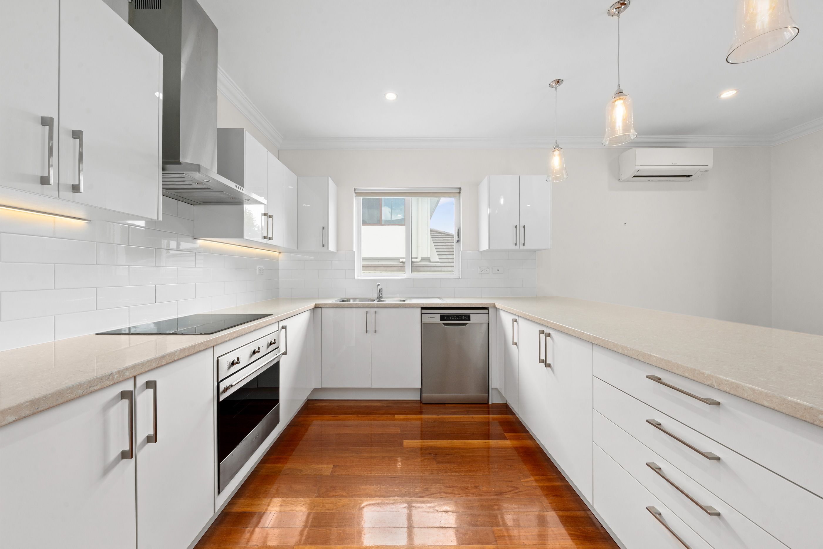 27 Royal Street — photo 5 of 12