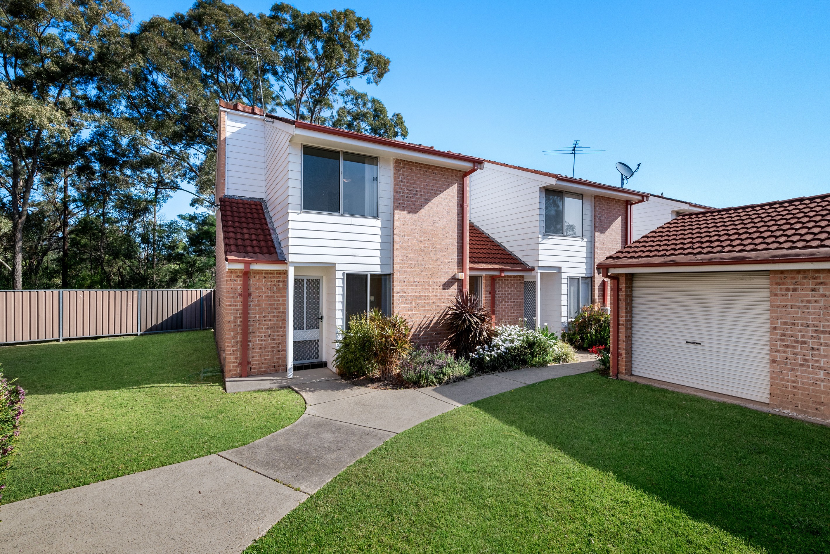 12/11 Mundarda Place, St Helens Park, NSW 2560