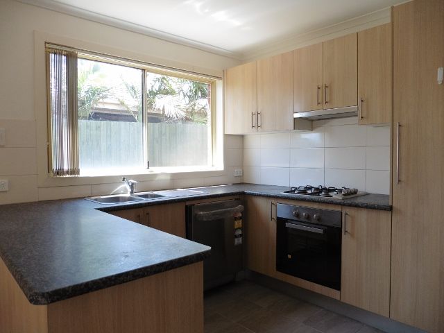 1/6 Hoddle Court, Cranbourne, VIC 3977