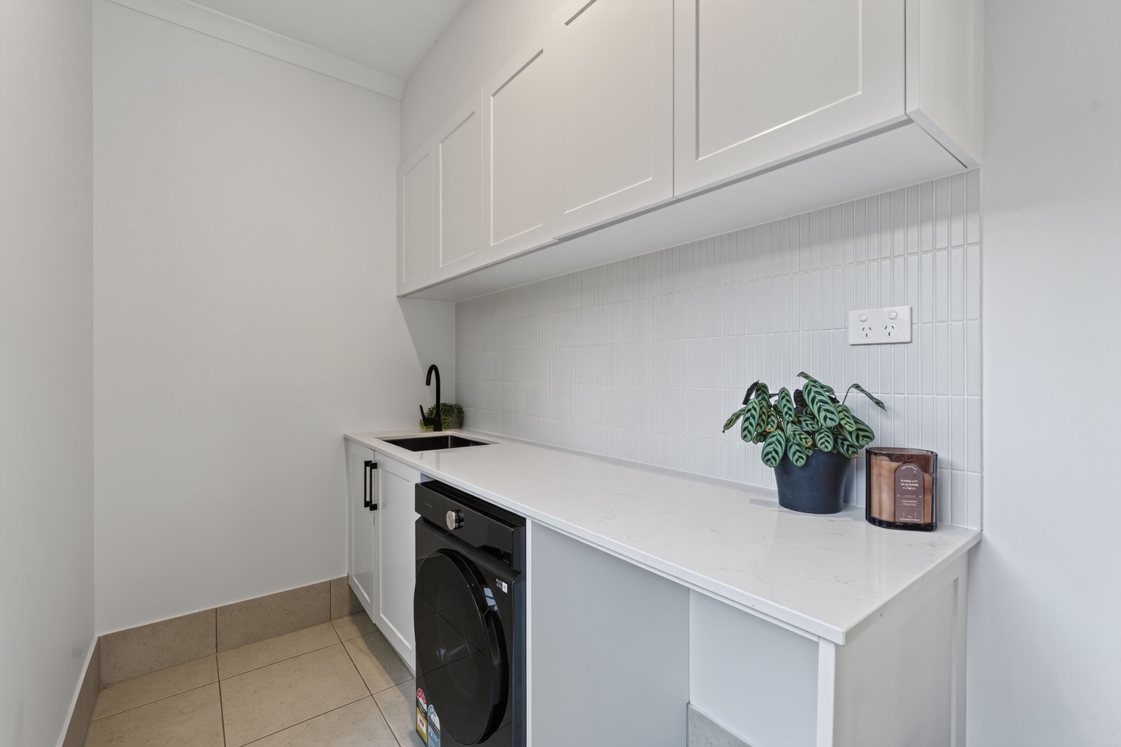 8 Lisa Place — photo 19 of 30