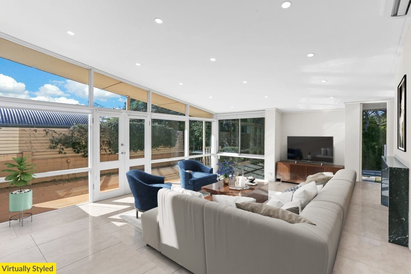 33 Raeburn Avenue, Castlecrag, NSW 2068