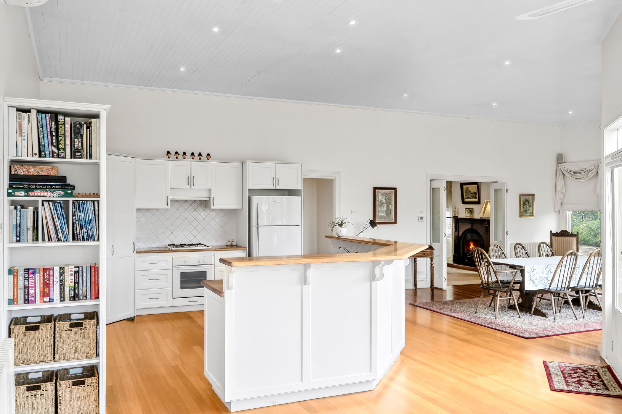 30 Queen Street — photo 3 of 16