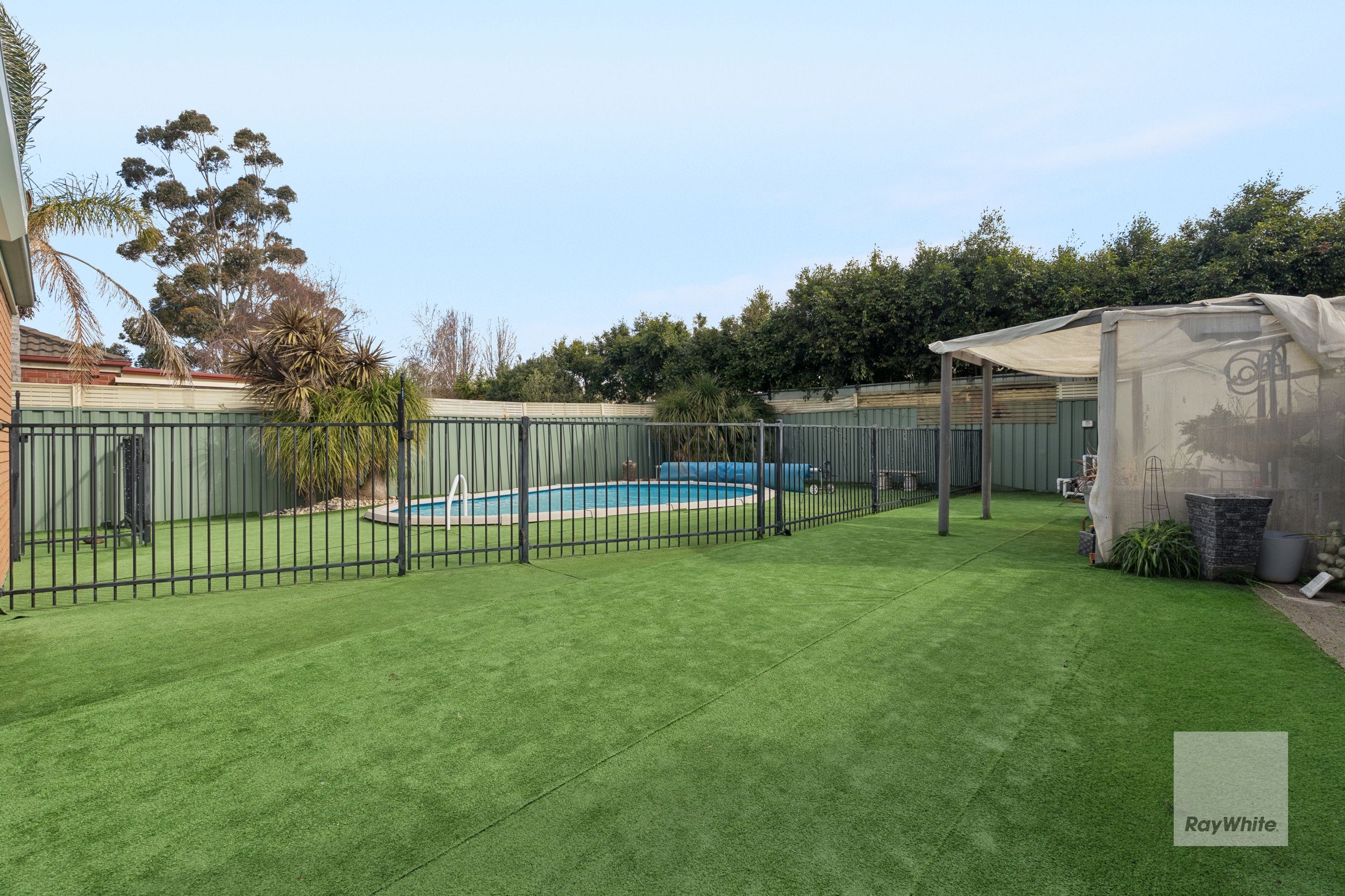 15 Paddington Grove — photo 13 of 17