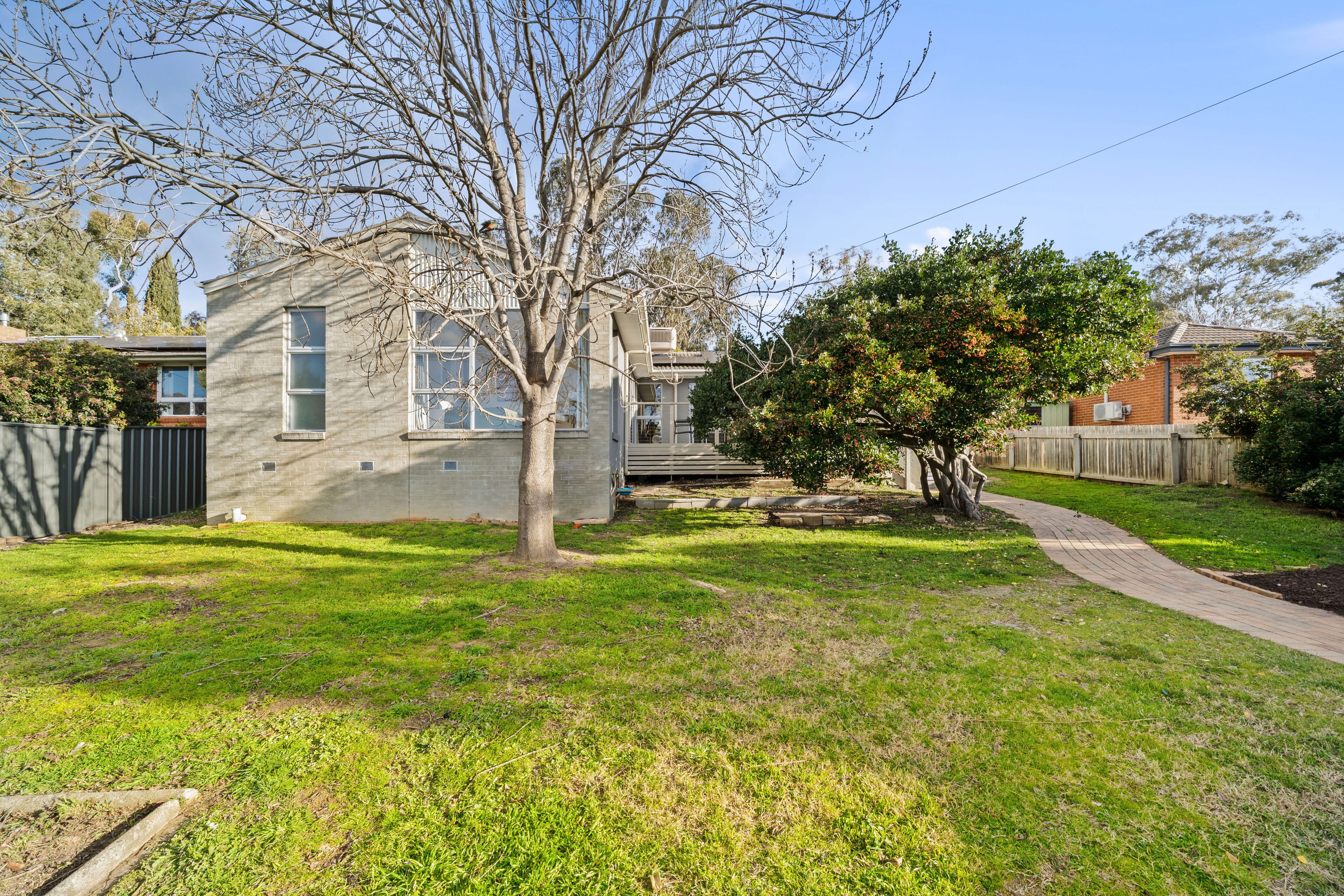 53 Lyttleton Crescent — photo 19 of 25