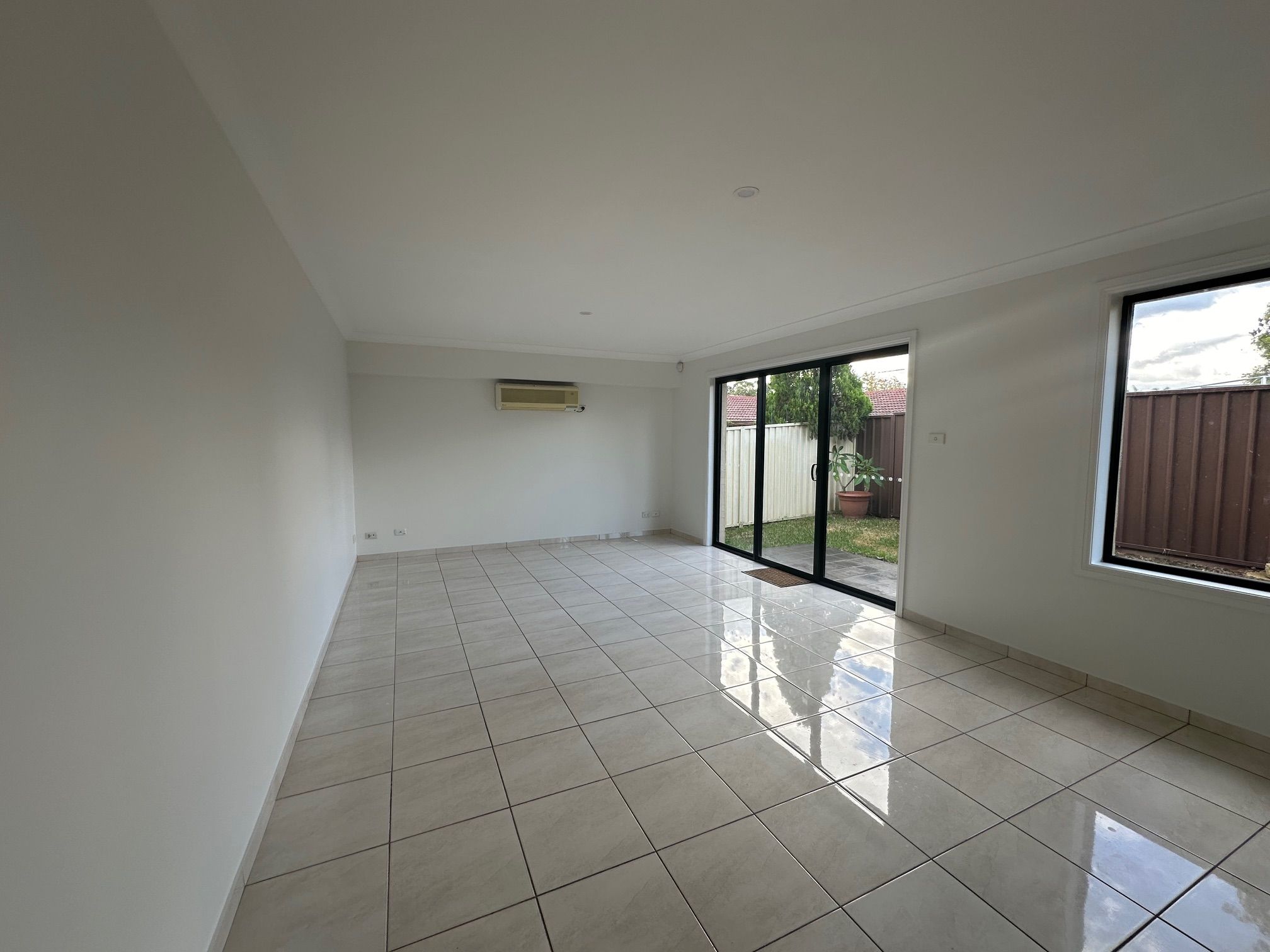 2/1 Windrush Circuit, St Clair, NSW 2759