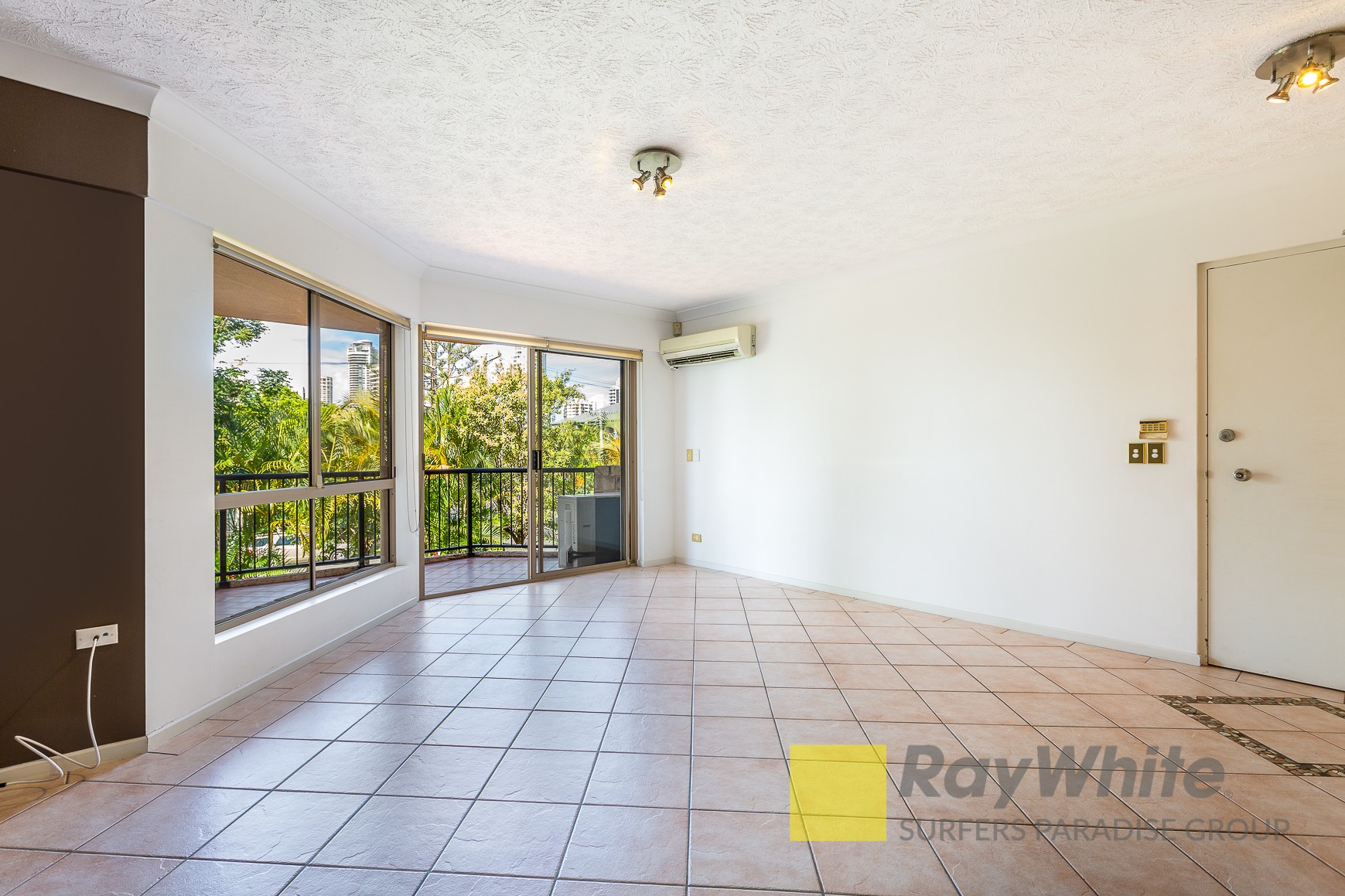 6/4 Parneno Street, Surfers Paradise, QLD 4217