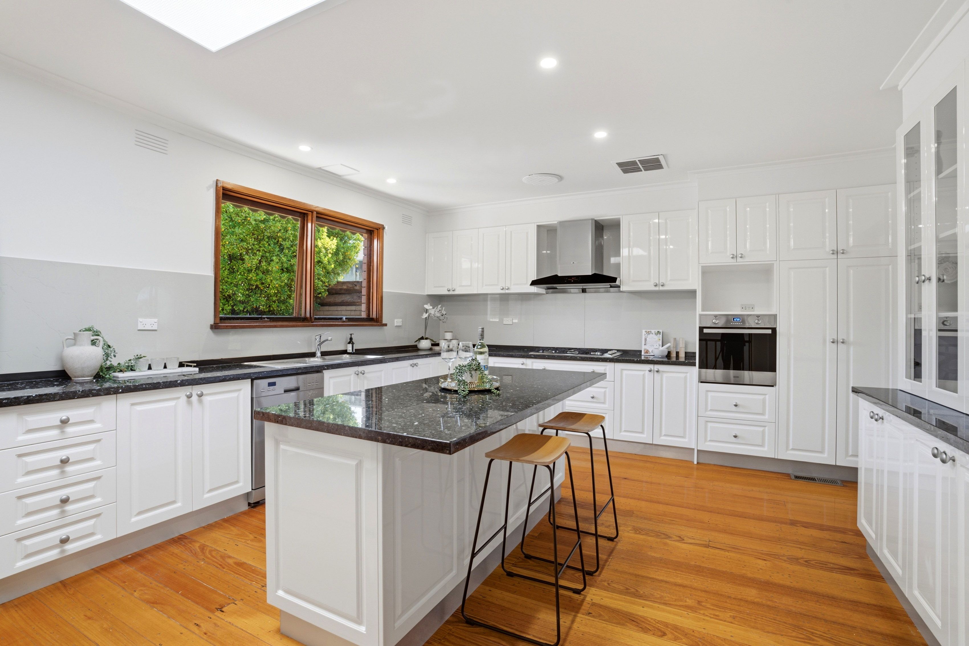 66 Mountain View Road — photo 4 of 12