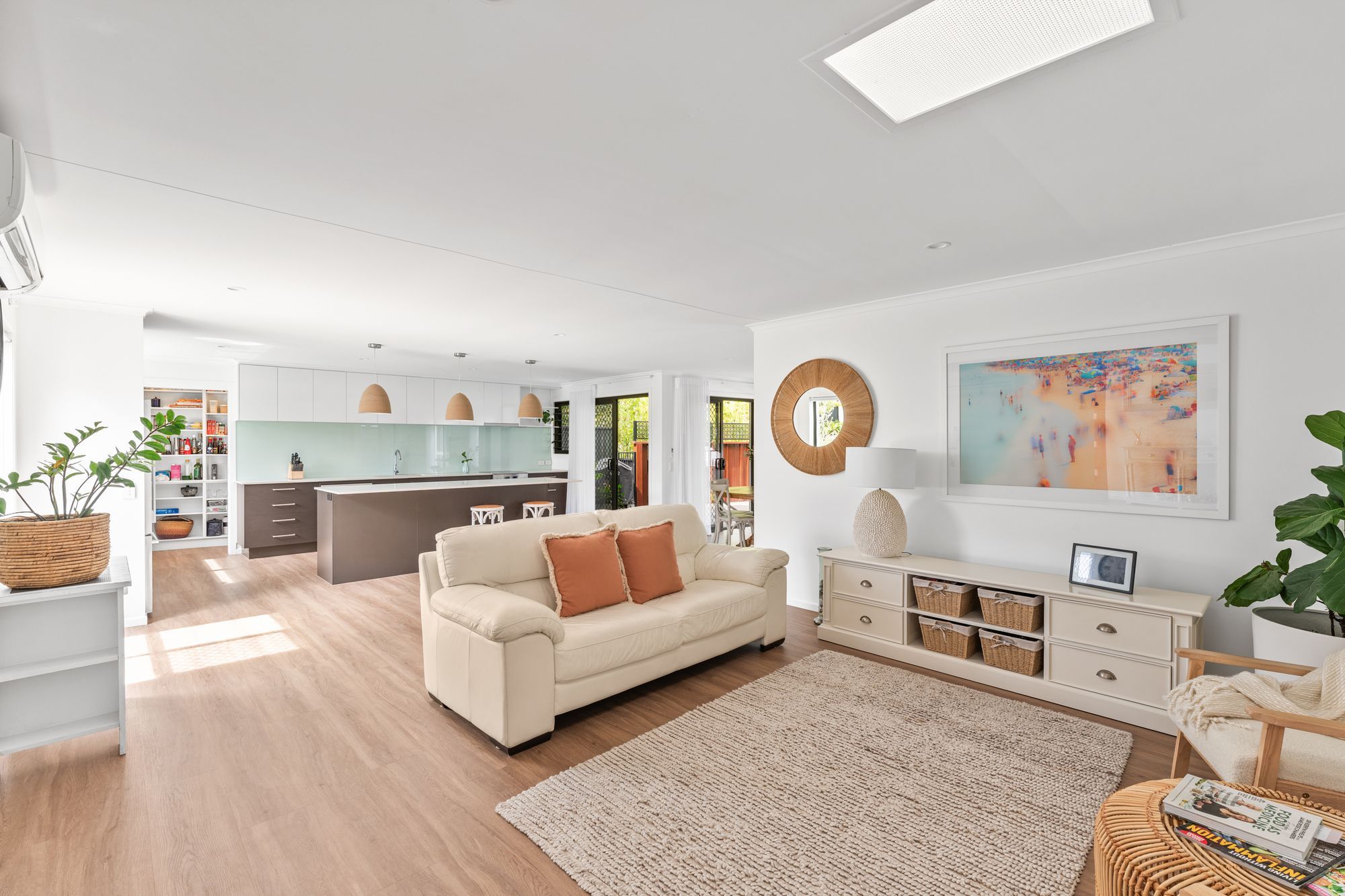 33 Sandringham Drive — photo 15 of 30