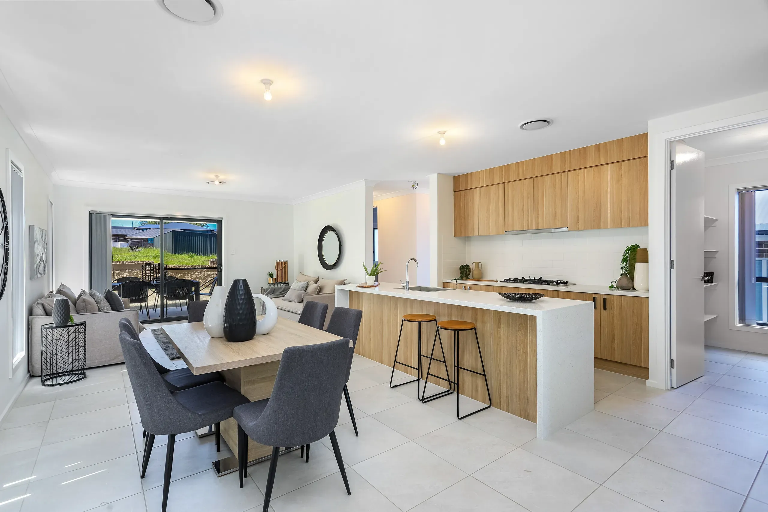 5 Newmarket Parkway — photo 3 of 8