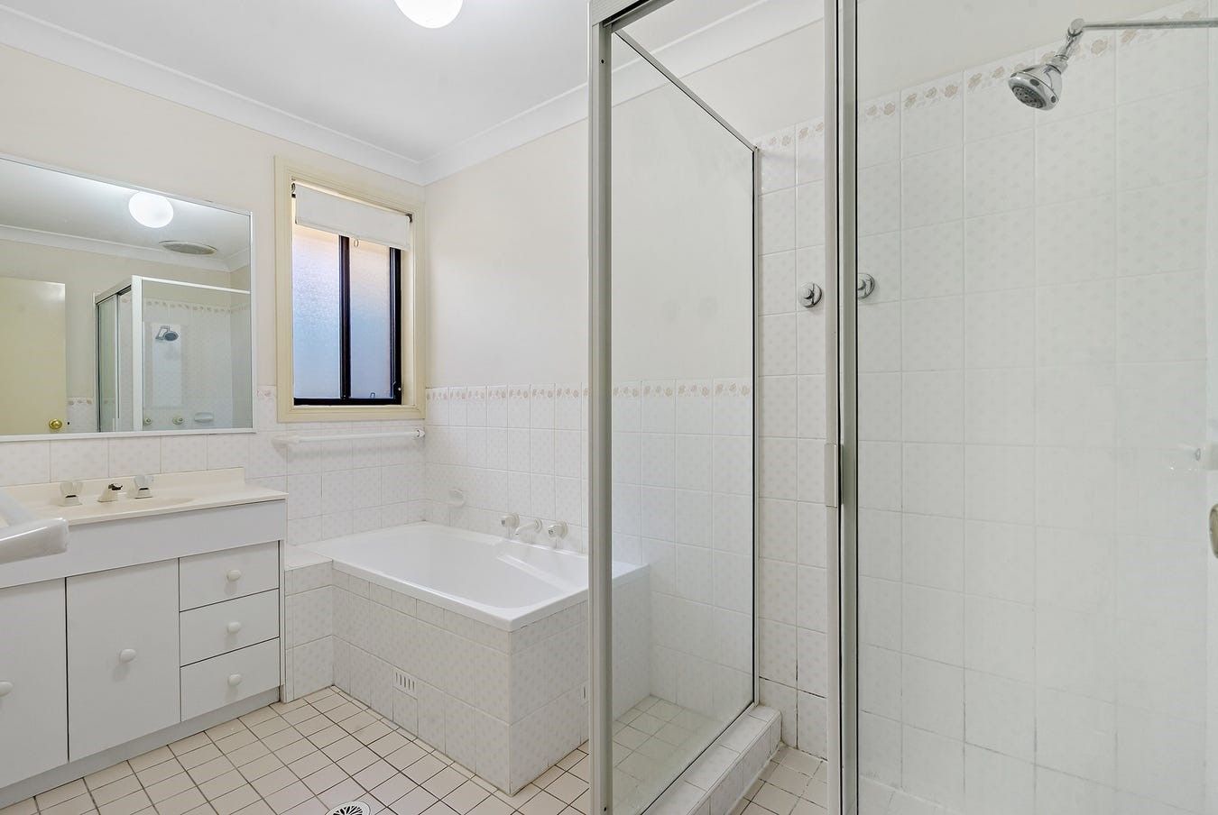 15 Regentville Road, Glenmore Park, NSW