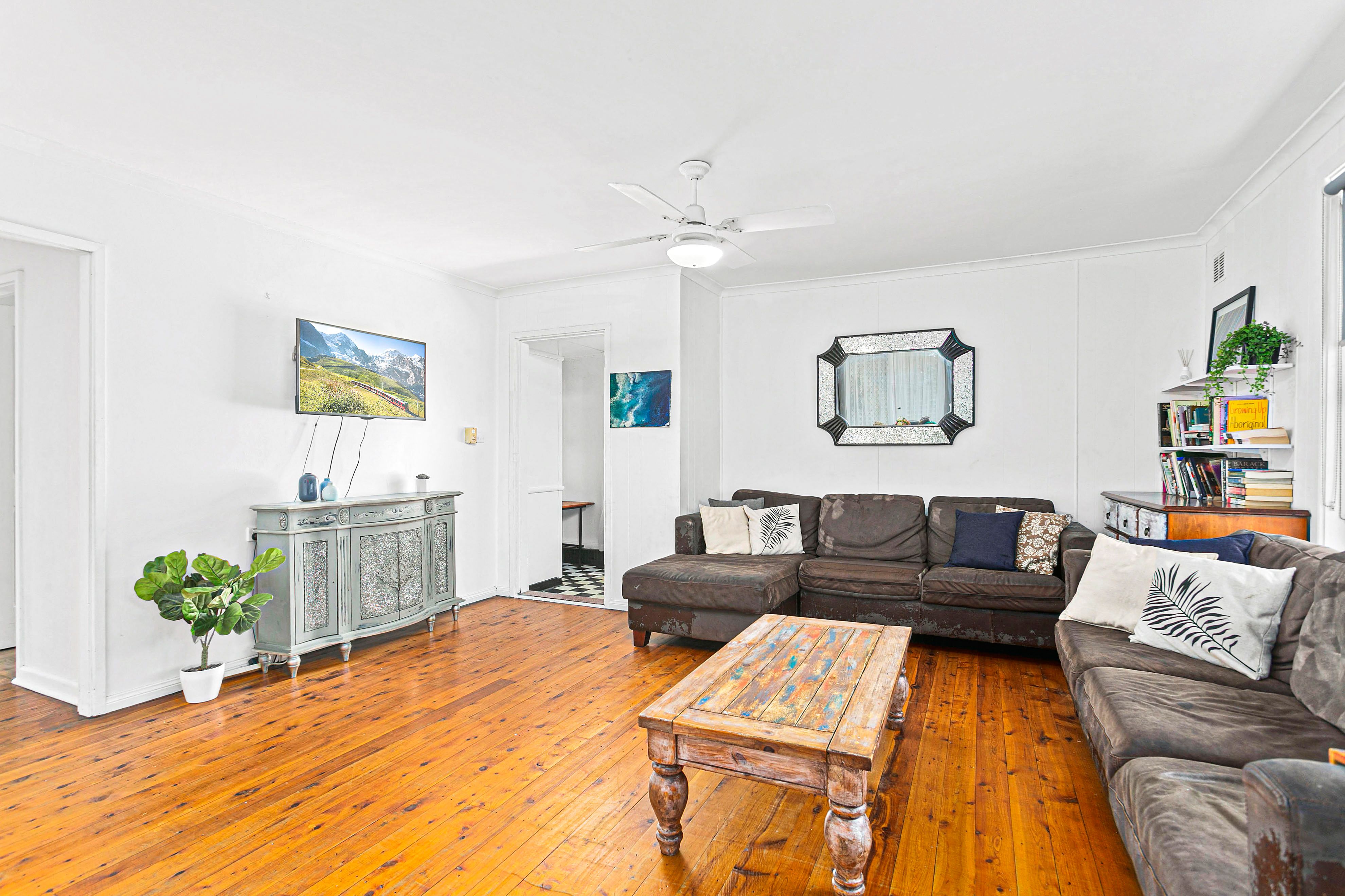 12 McCool Street, Warilla, NSW 2528