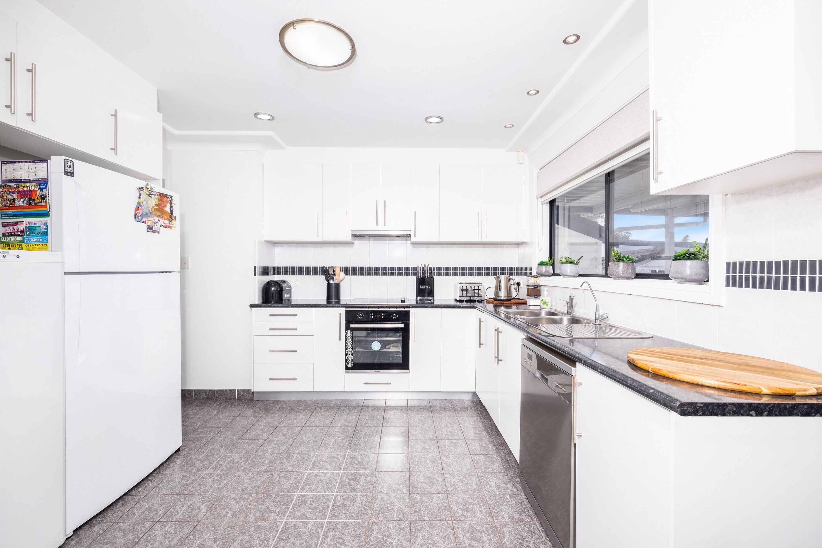 19 Cambewarra Road, Fairfield West, NSW 2165