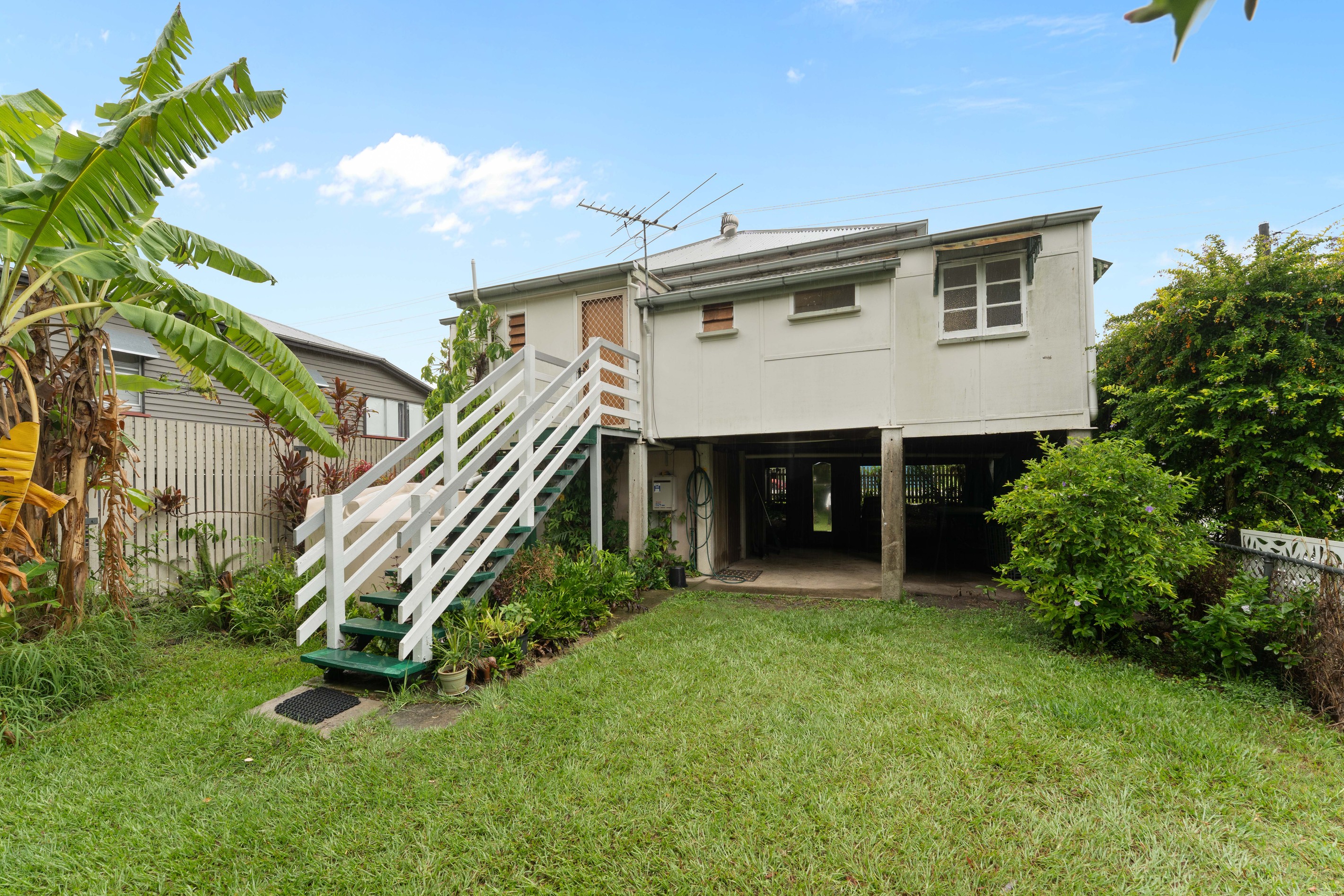 159 Rainbow Street, Sandgate, QLD 4017
