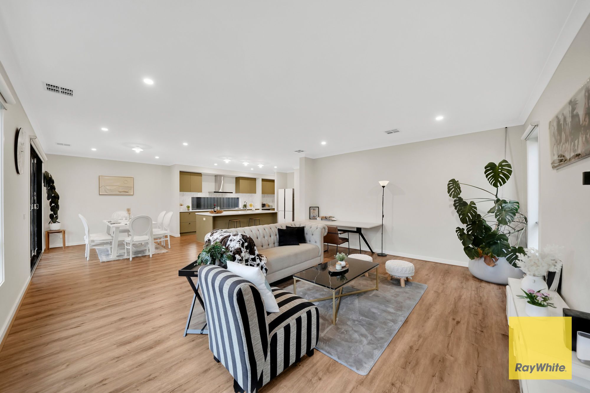 21 Altar Street — photo 4 of 20