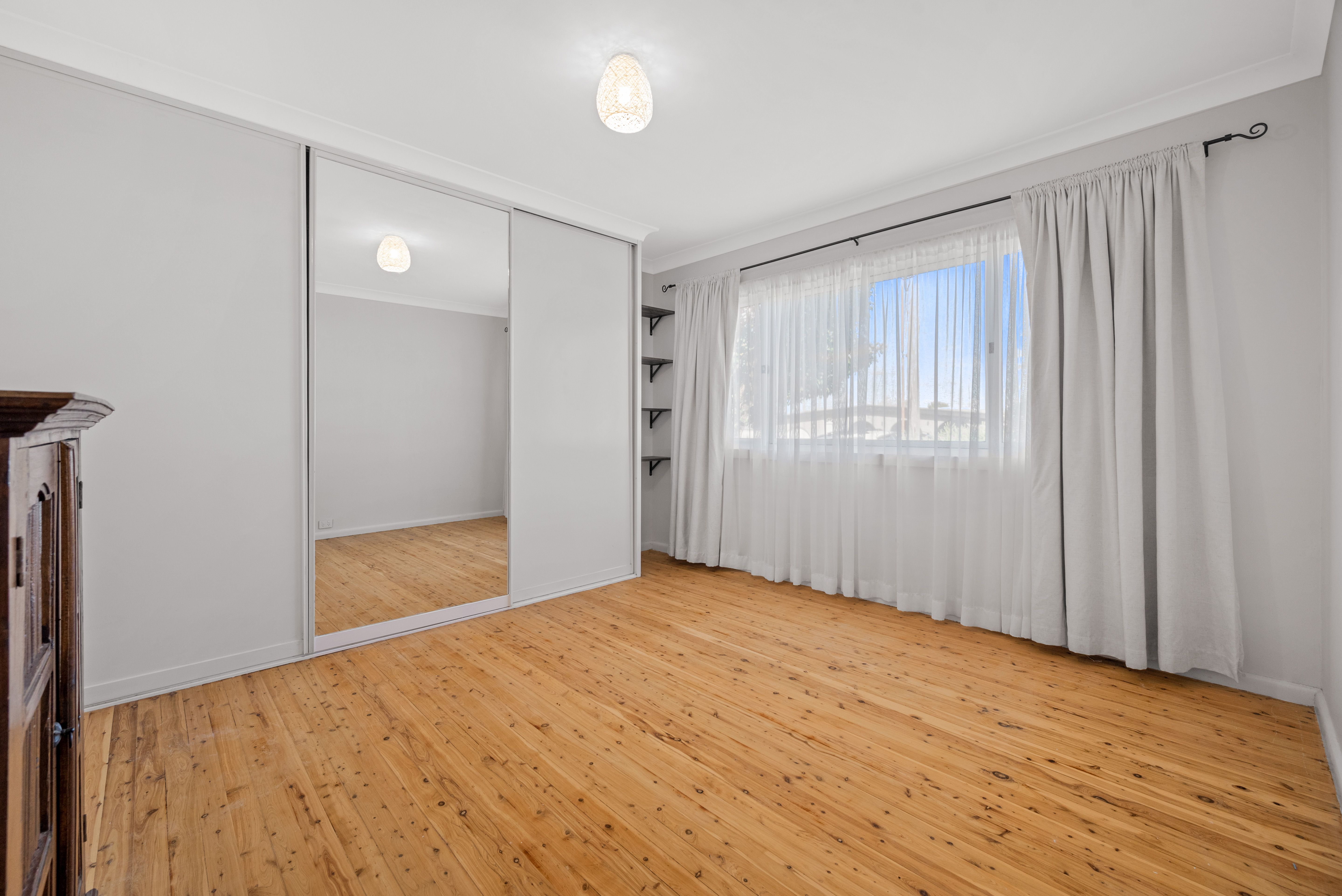 5 Campbellfield Avenue — photo 9 of 12