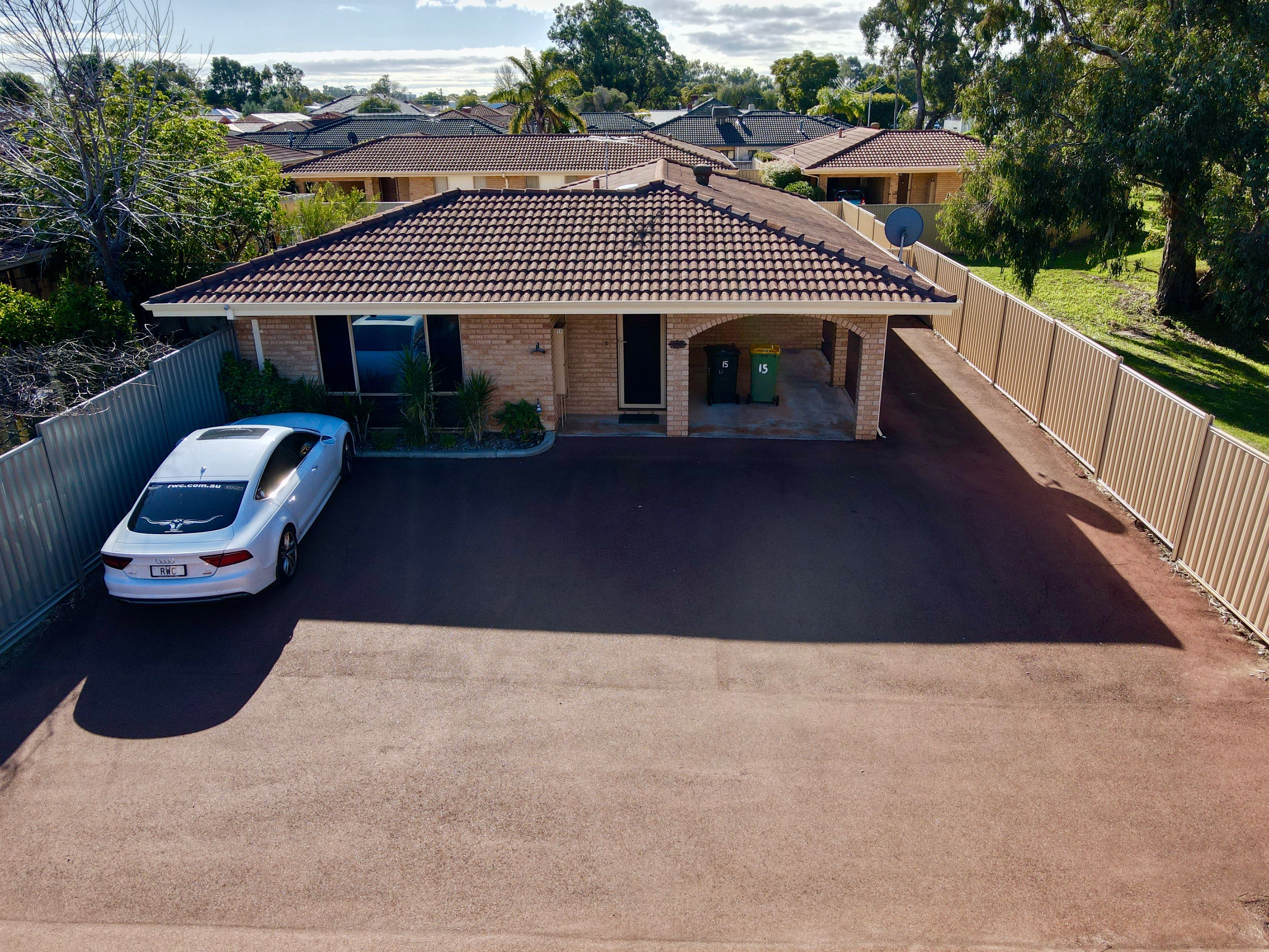 9-11 Mallard Way, Cannington WA 6107