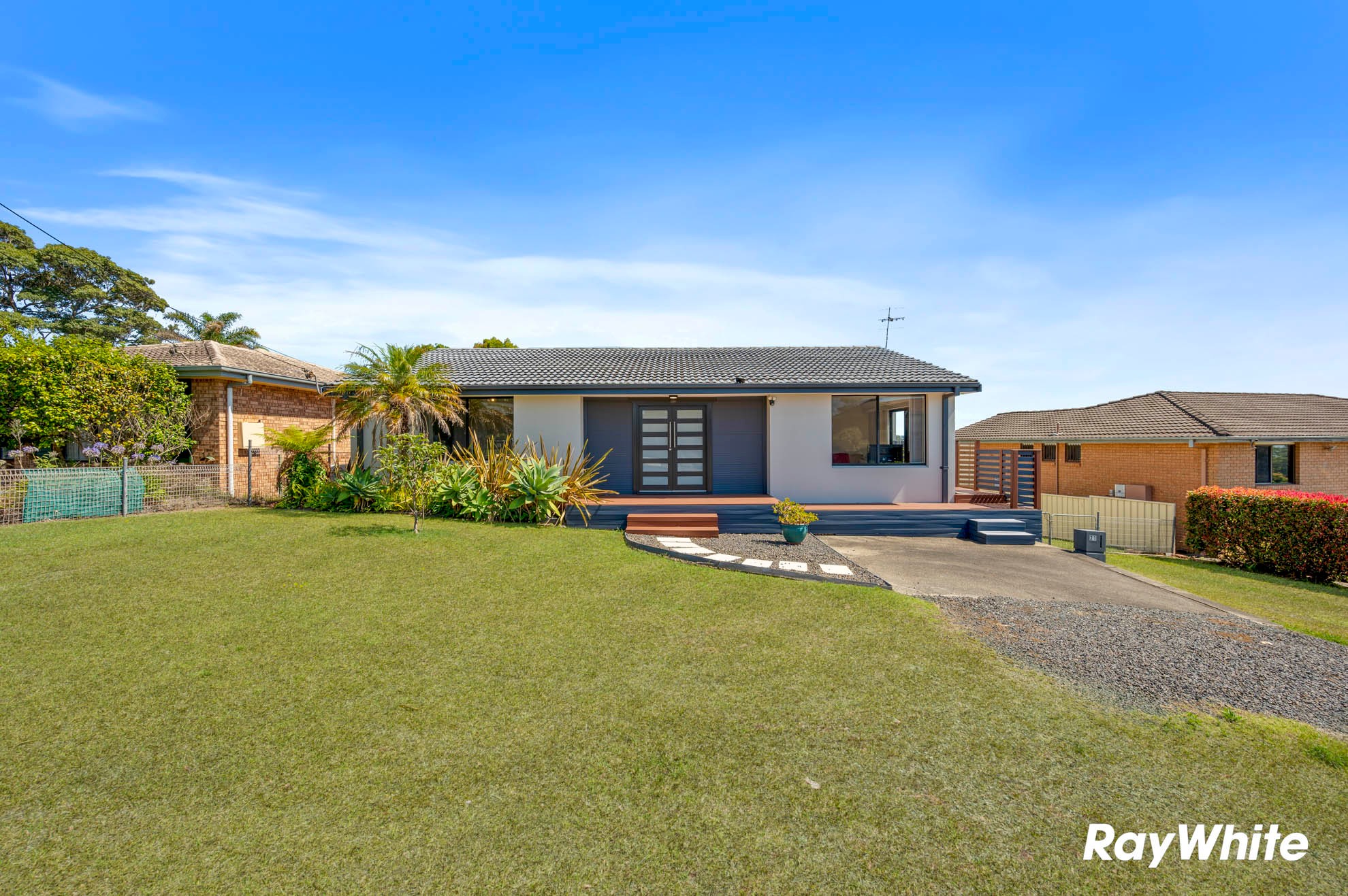 21 Hilltop Crescent, Surf Beach, NSW 2536